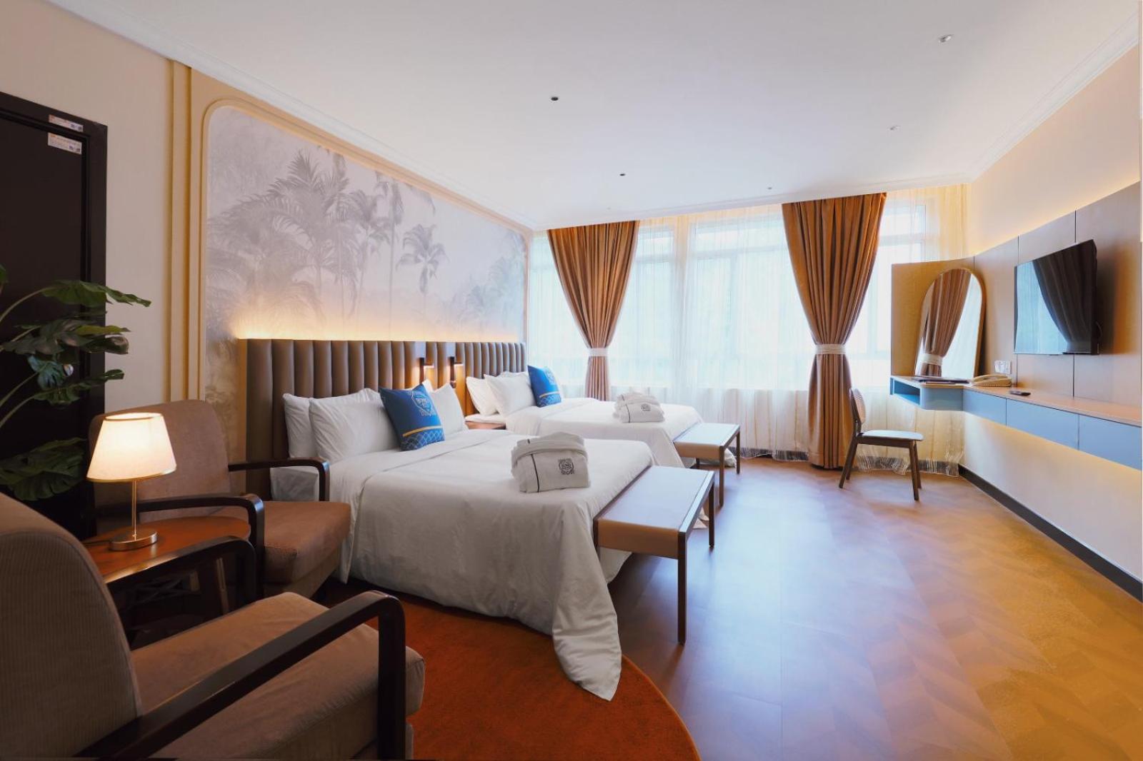 Signature Family (Newly Renovated)