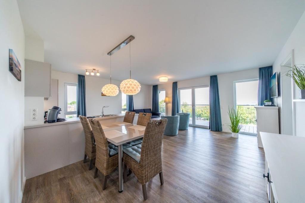 Apartment with Sea View photo 1