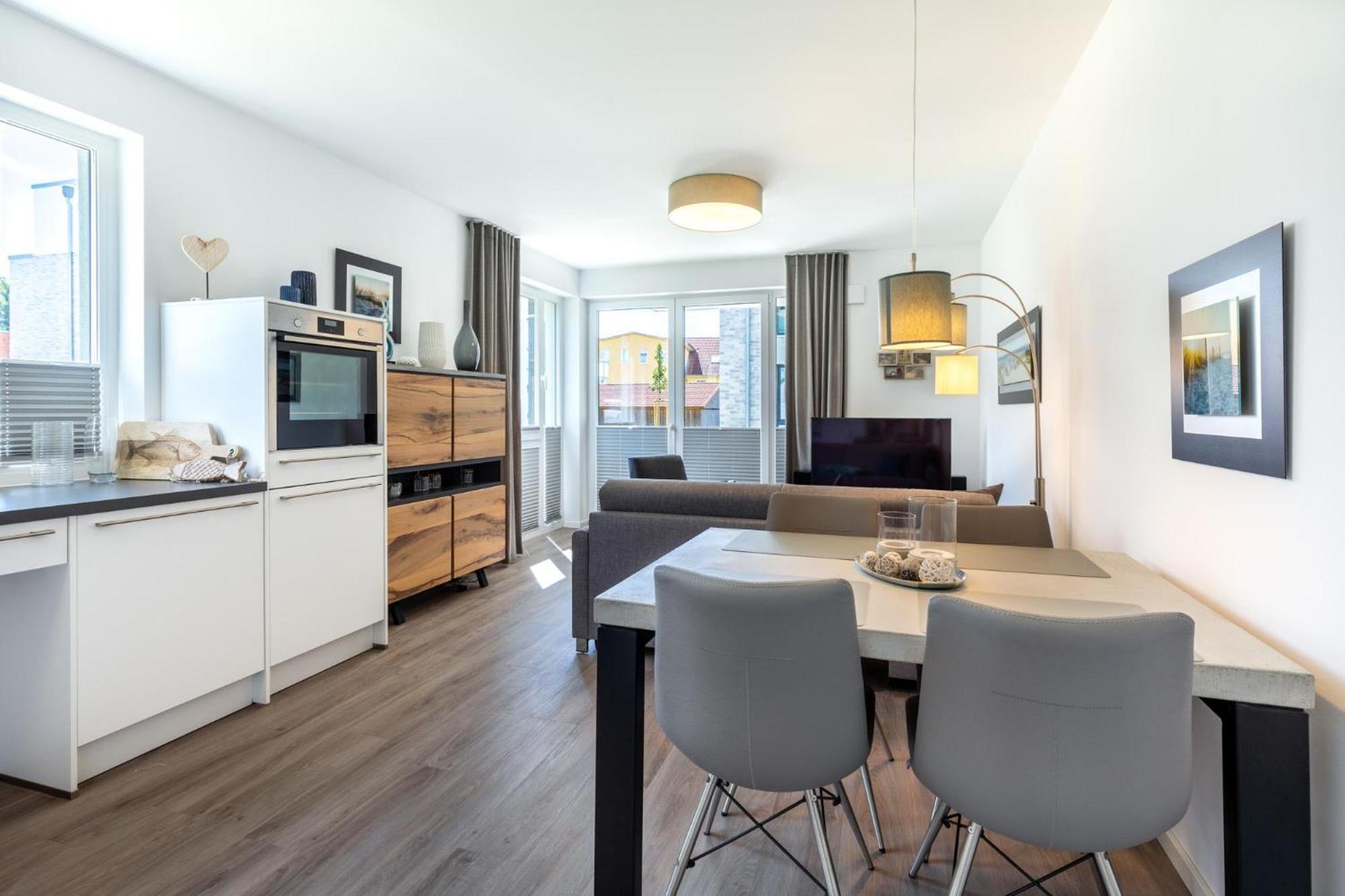 Apartment with Terrace photo 1