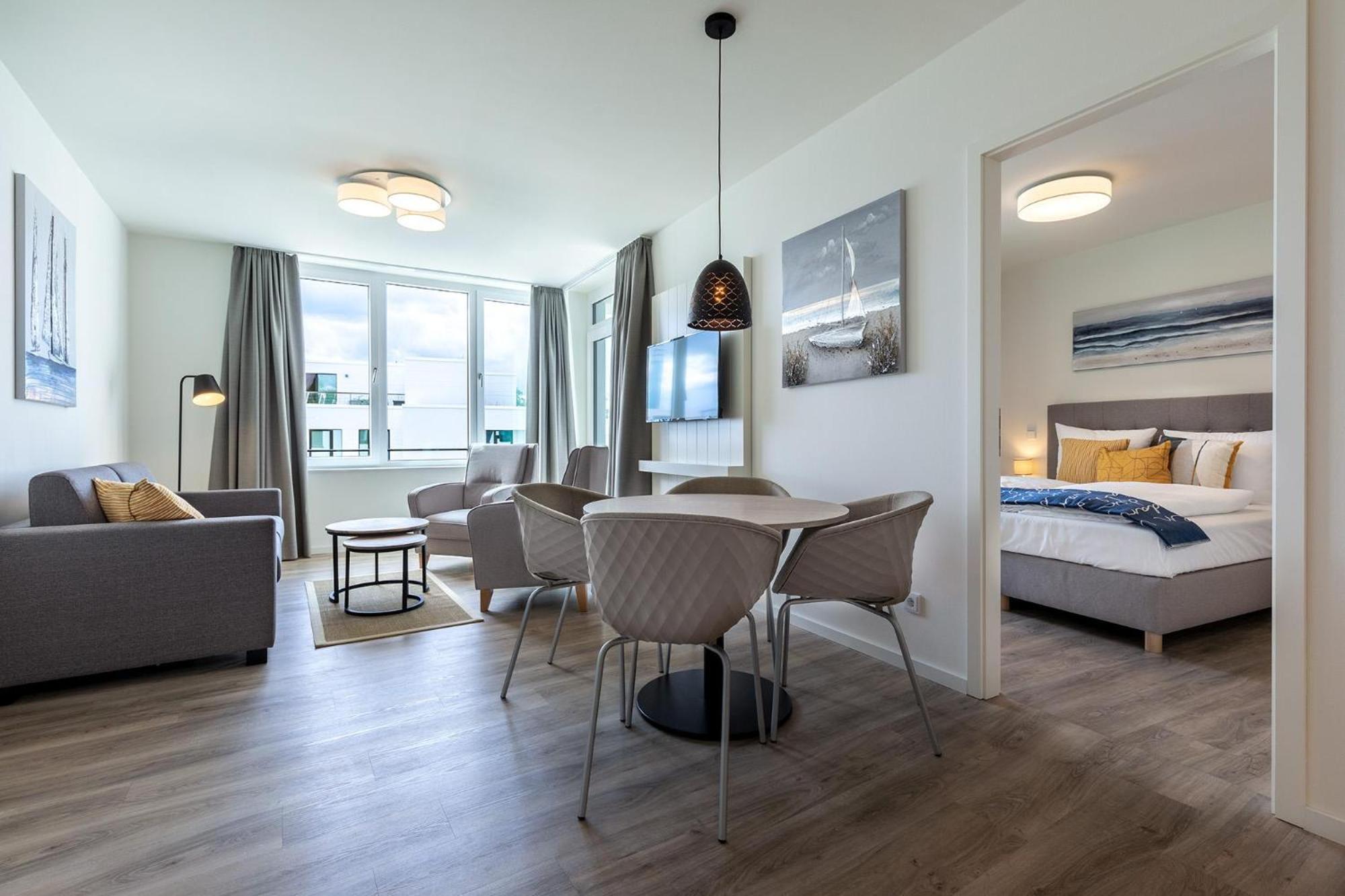 Apartment with Balcony photo 1