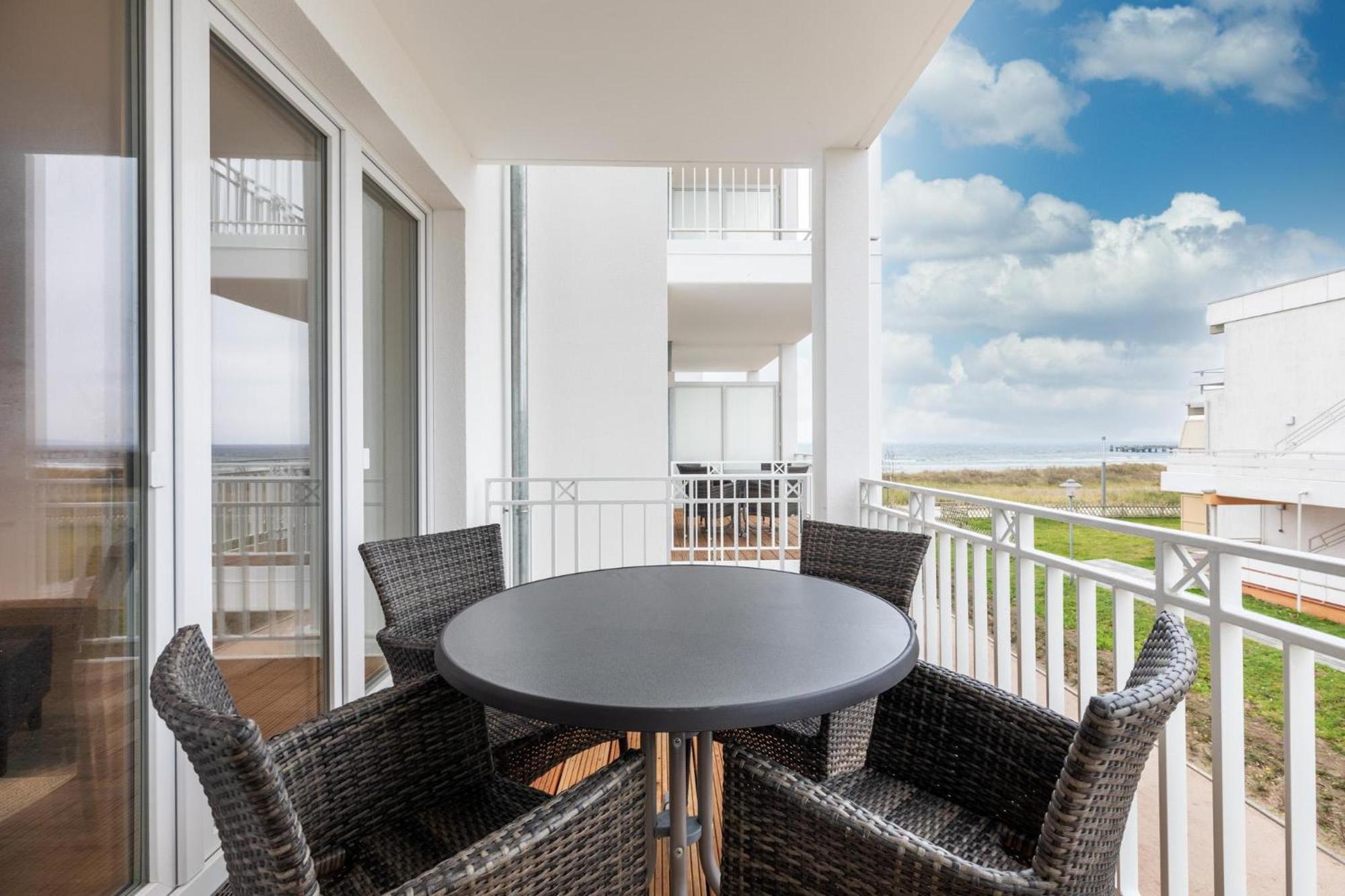 Apartment with Sea View photo 3