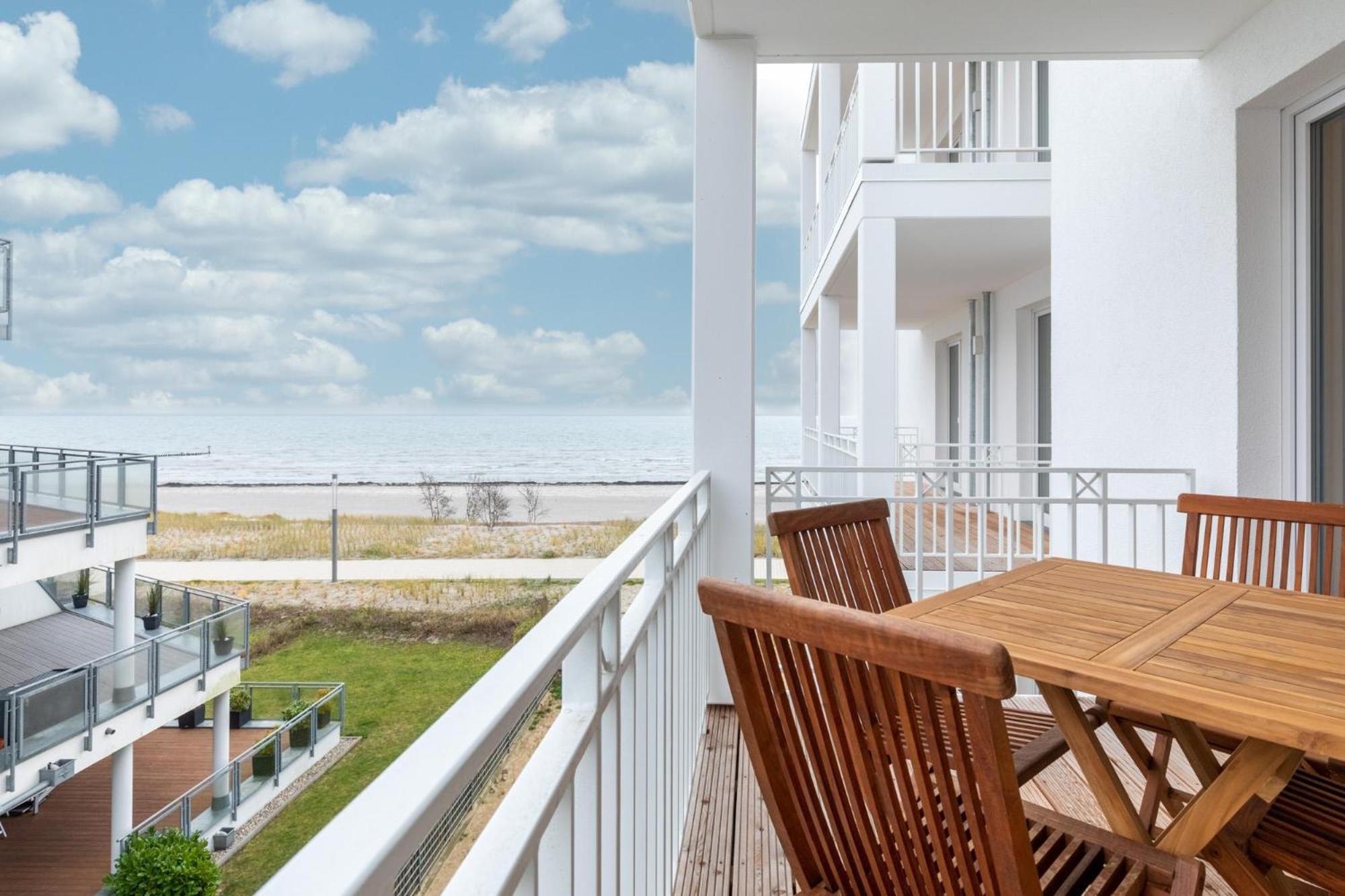 Apartment with Sea View photo 2