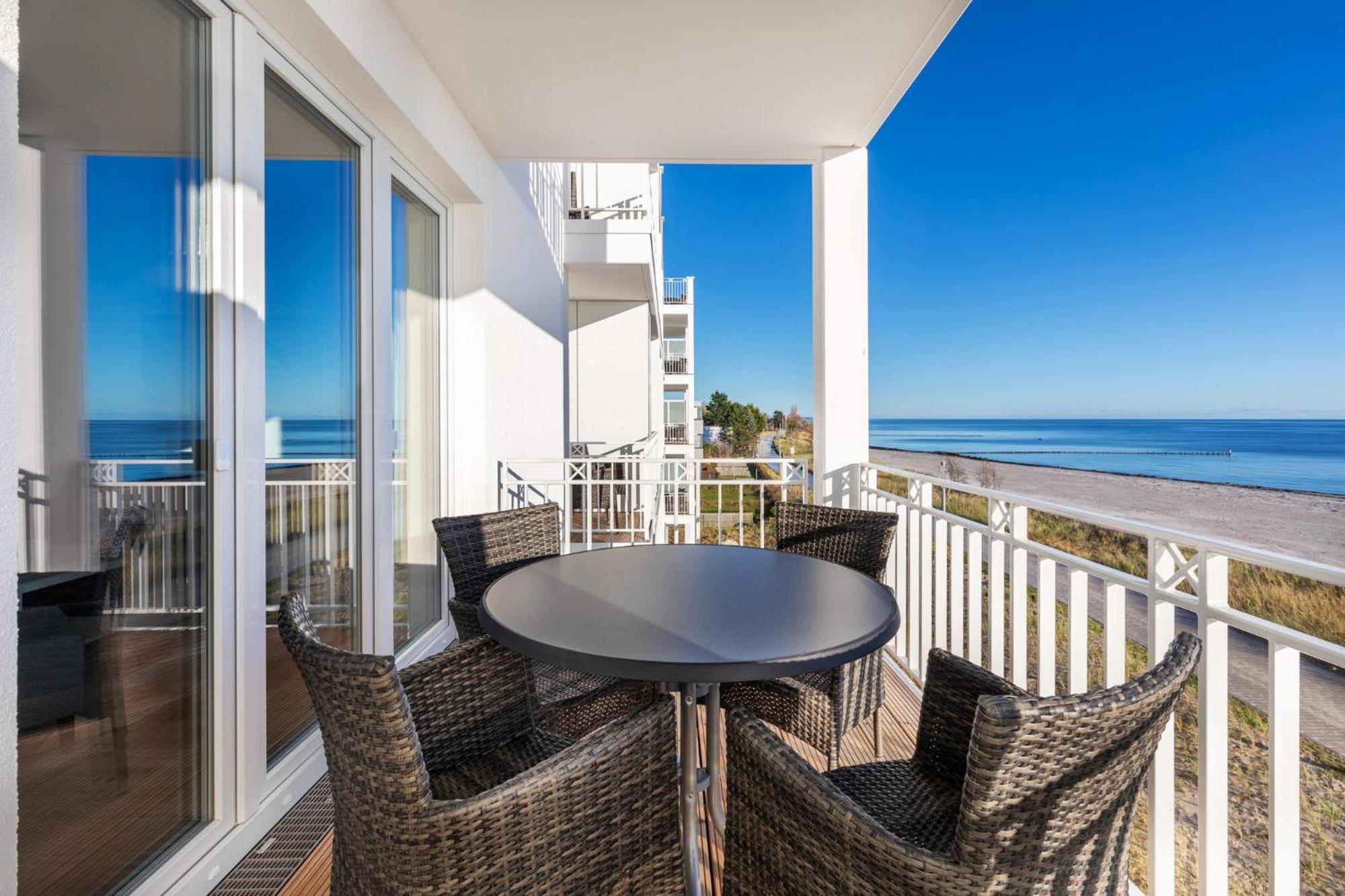Apartment with Sea View photo 3