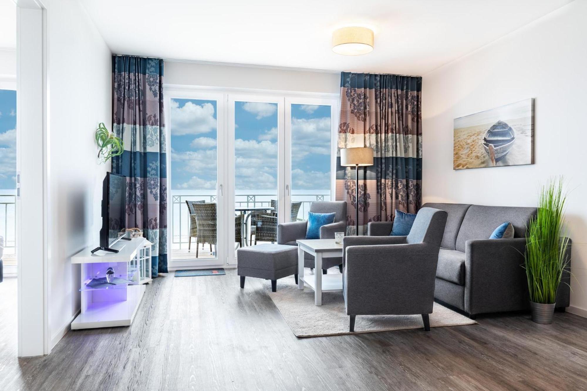Apartment with Sea View photo 1