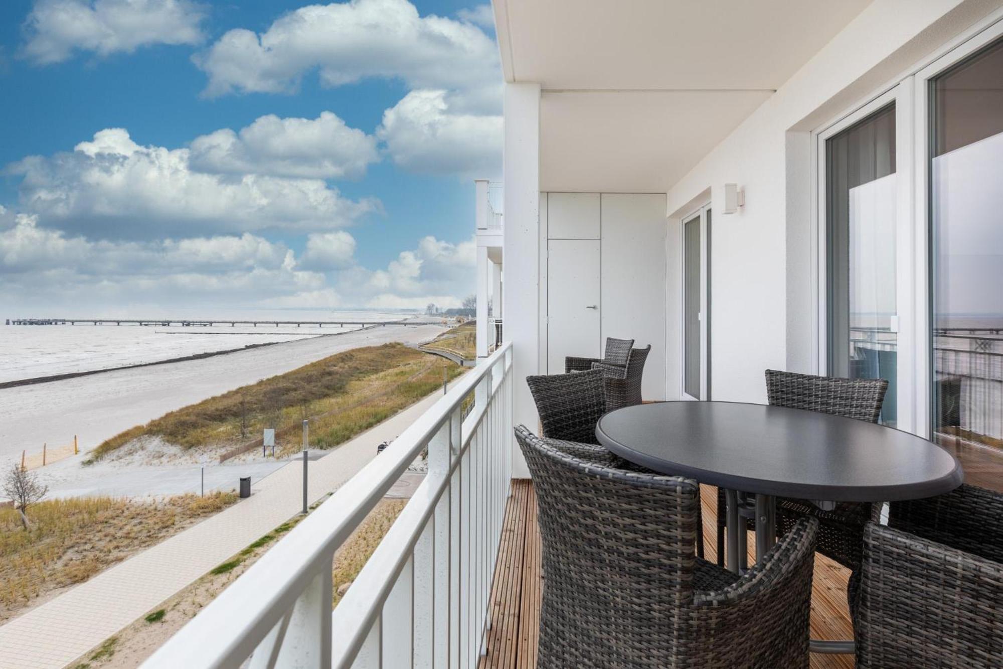 Apartment with Sea View photo 3
