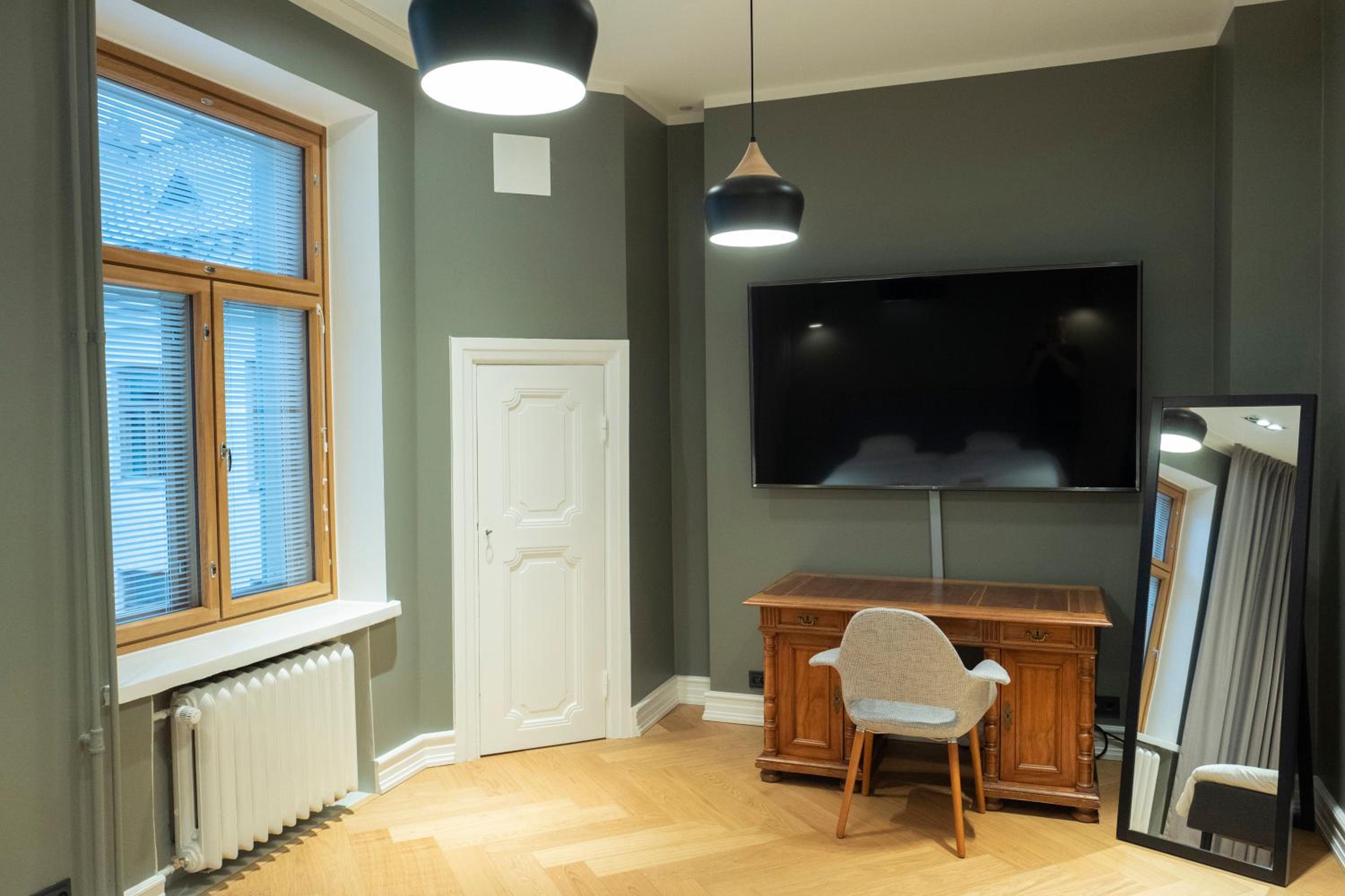 Deluxe Apartment