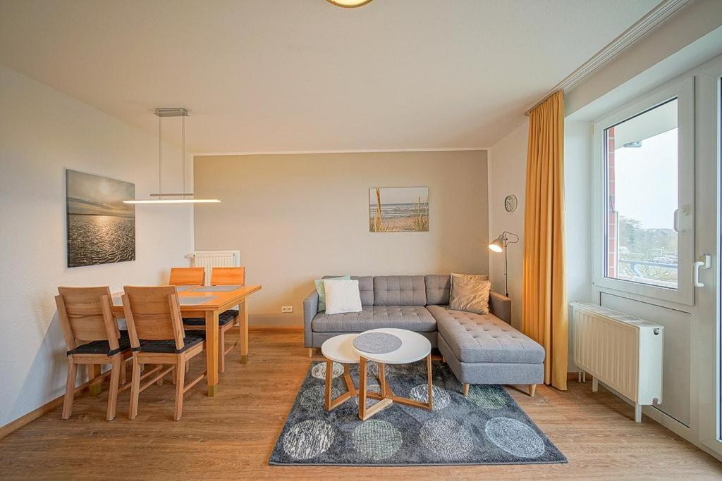 Apartment with Sea View photo 2