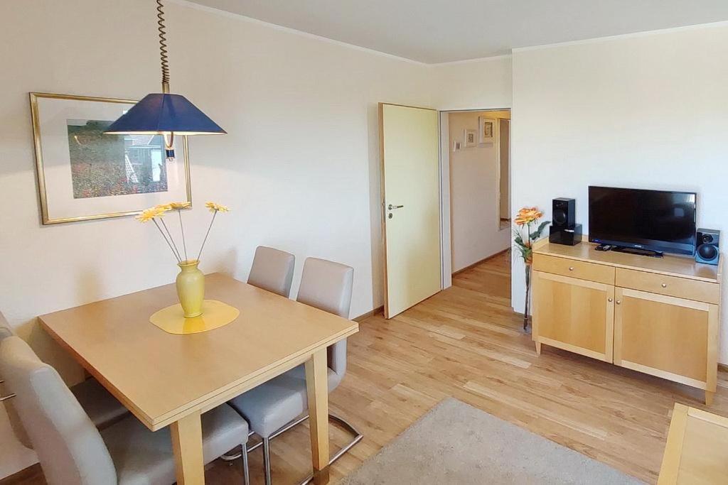 Apartment with Sea View photo 2