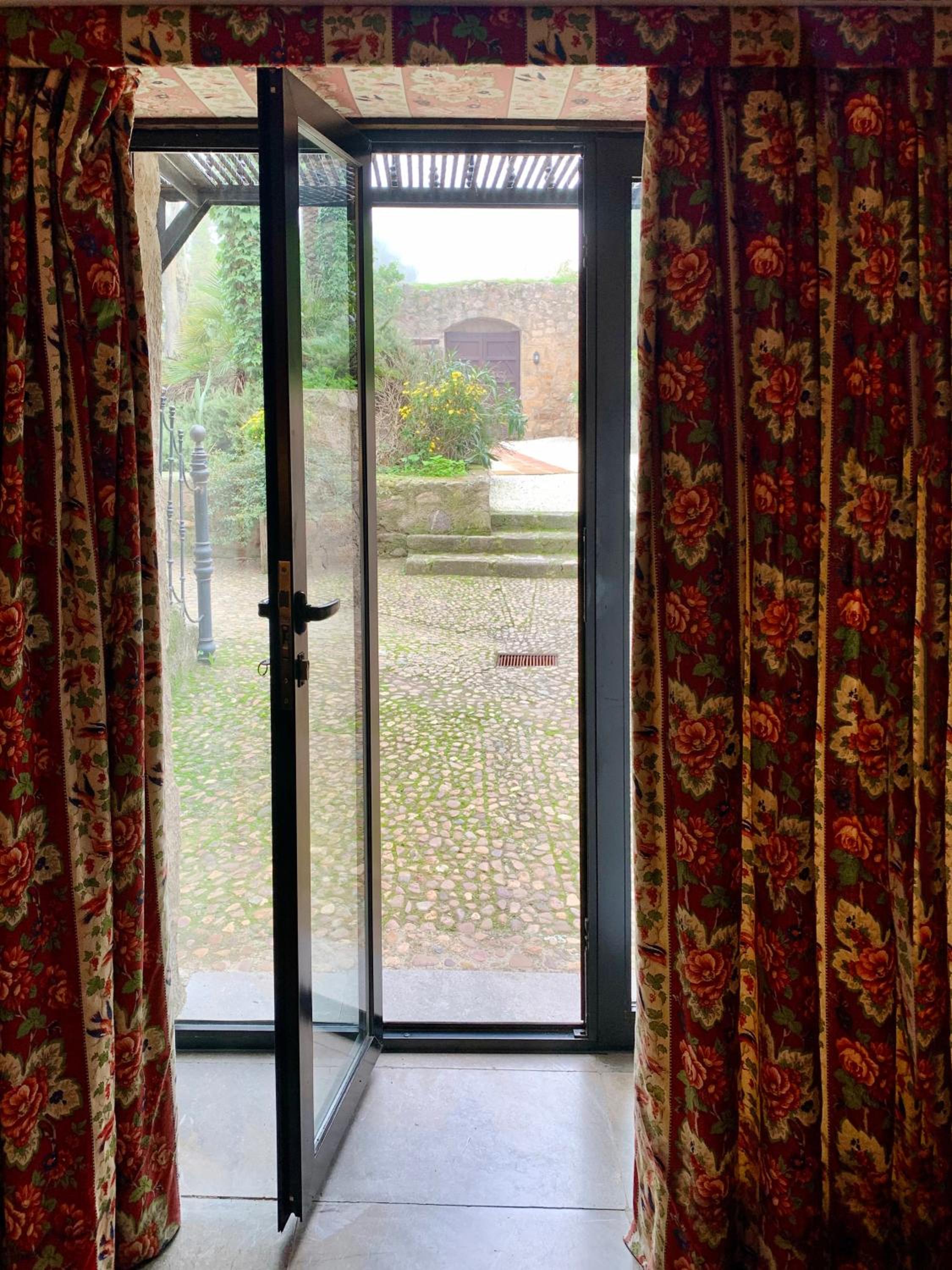 Superior Double Room - Photo 3