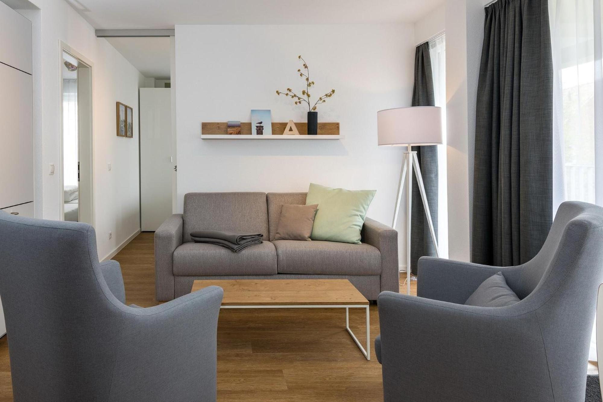 Apartment with Balcony photo 1
