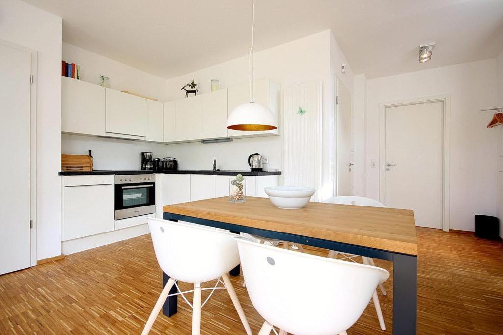 Apartment with Terrace photo 2