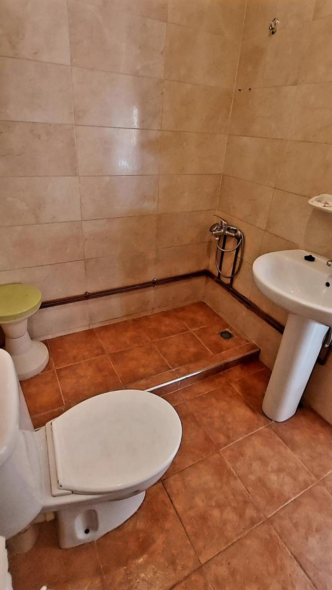 Standard Double Room - Photo 8