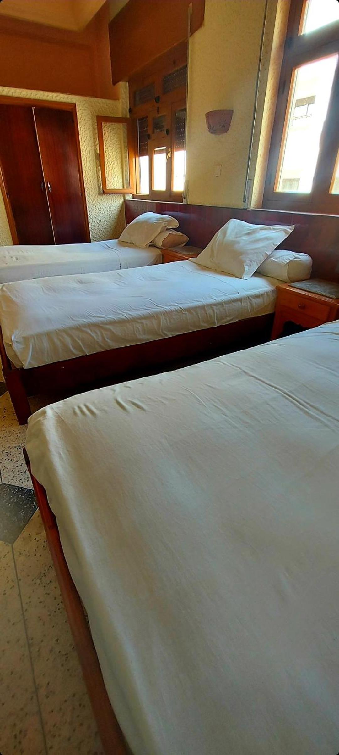 Standard Triple Room - Photo 8