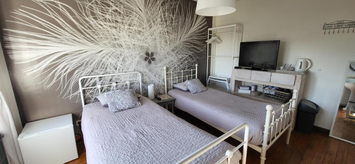 Standard Twin Room photo 1