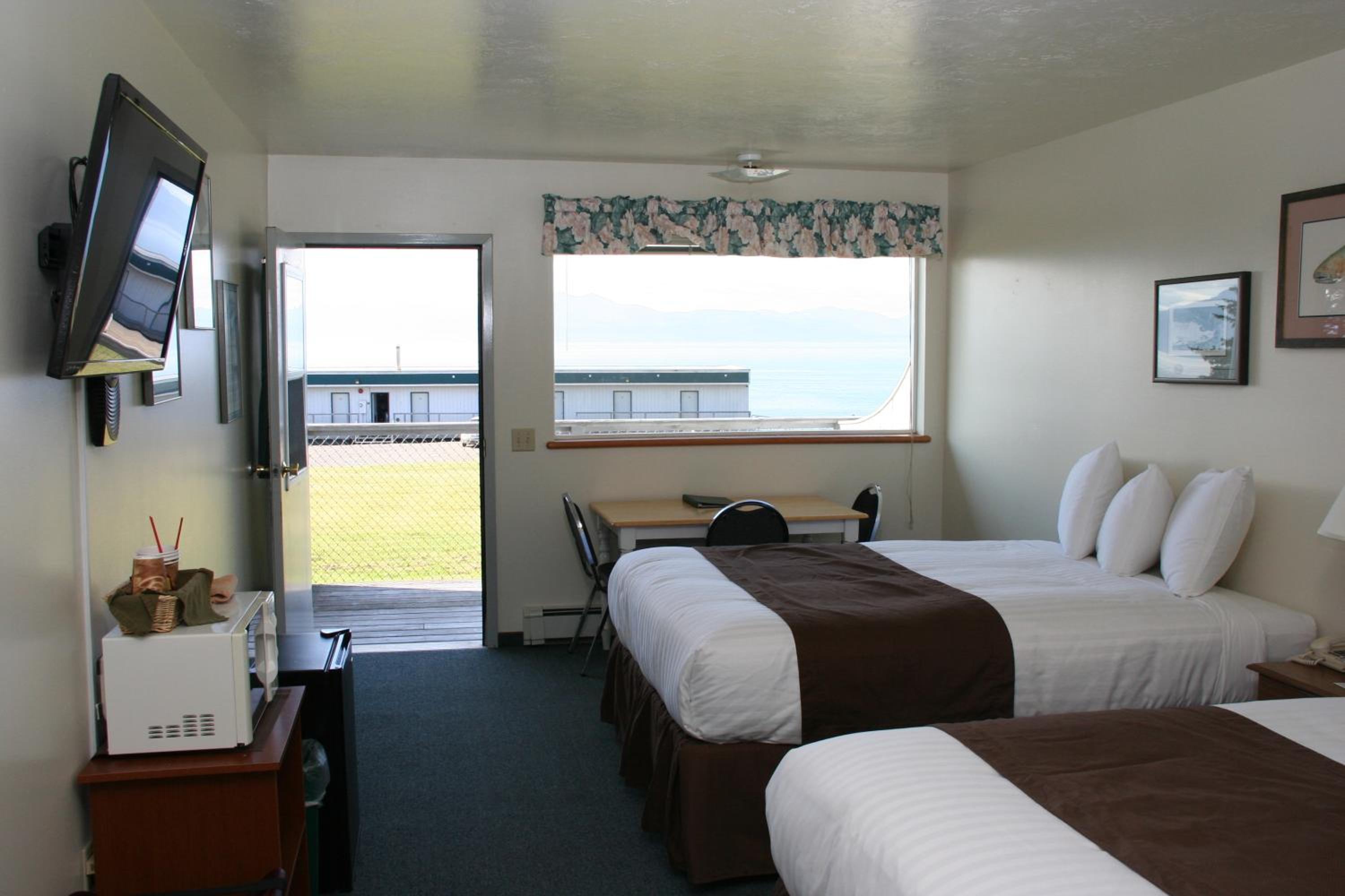Queen Room with Two Queen Beds and Ocean View