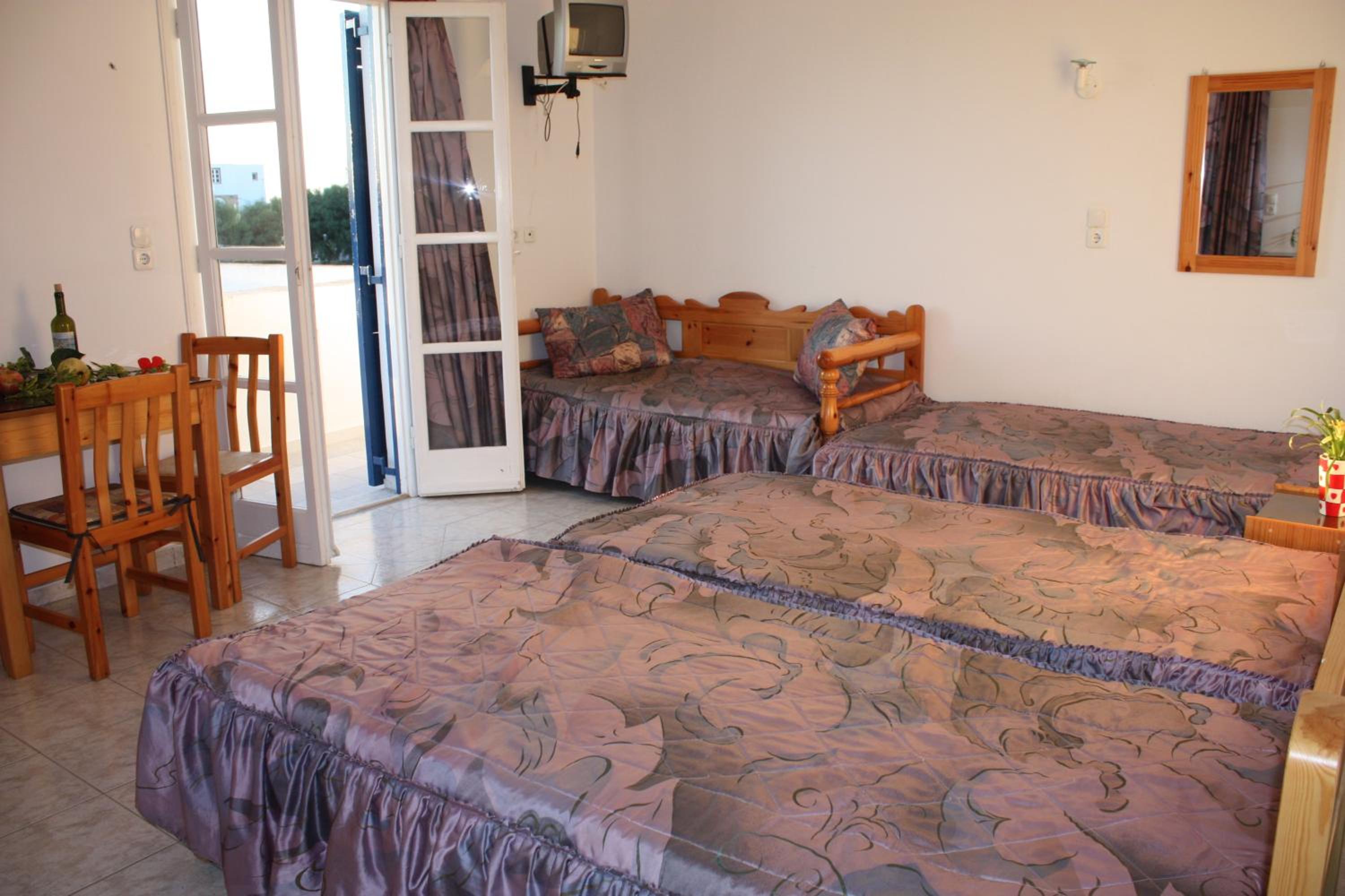 Studio (4 Adults) - Photo 5