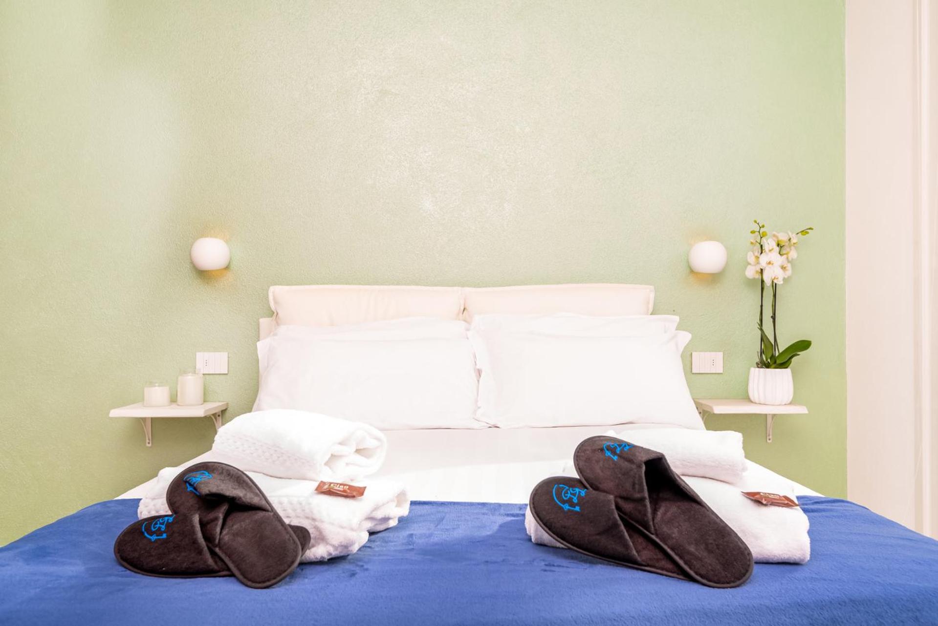 Quadruple Room with Sea View photo 3