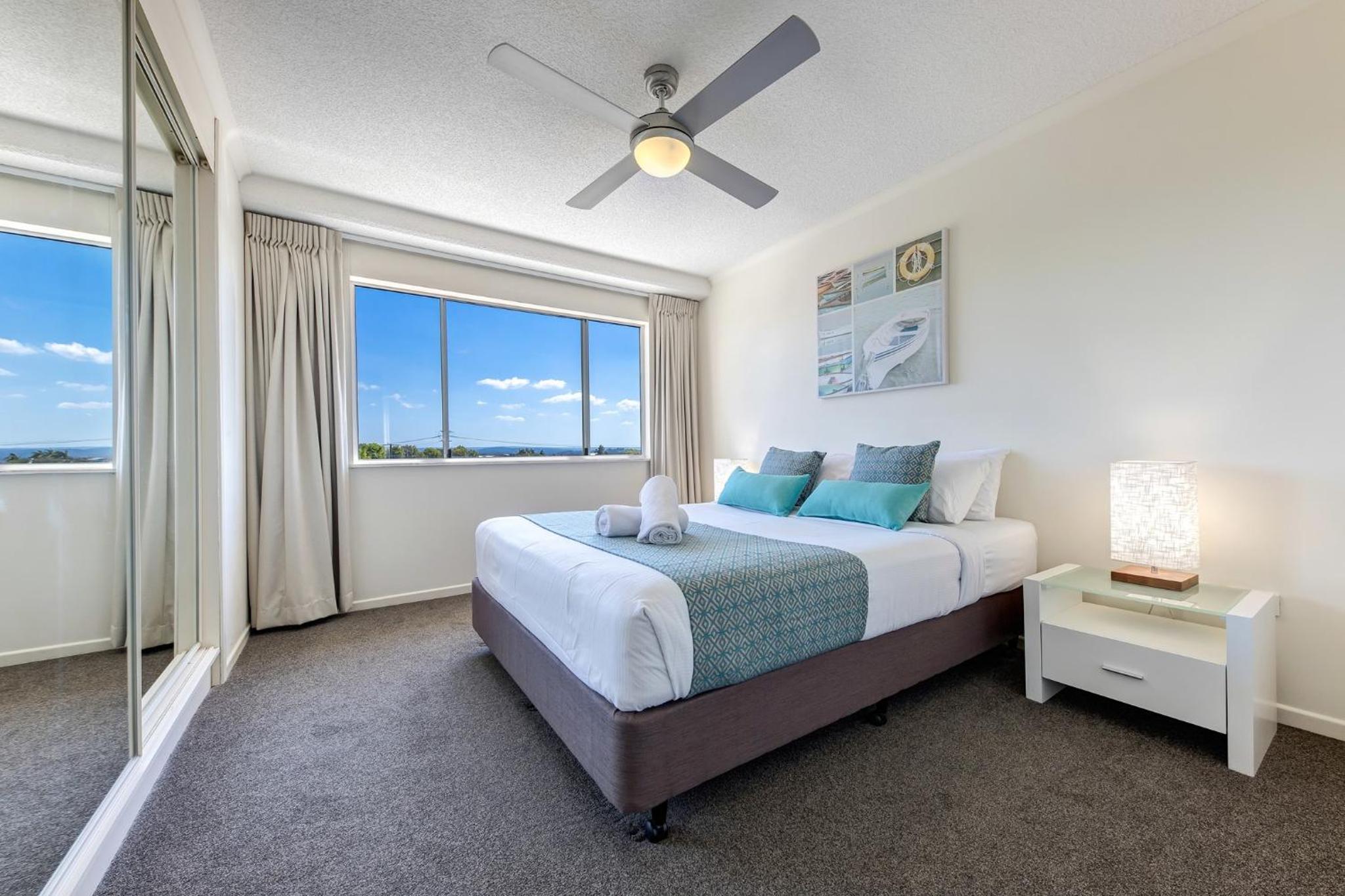 Three-Bedroom Apartment with Ocean View photo 2