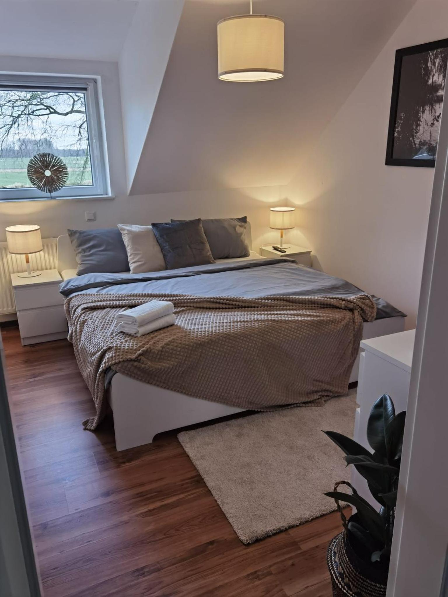 Double Room with Private Bathroom - Photo 1
