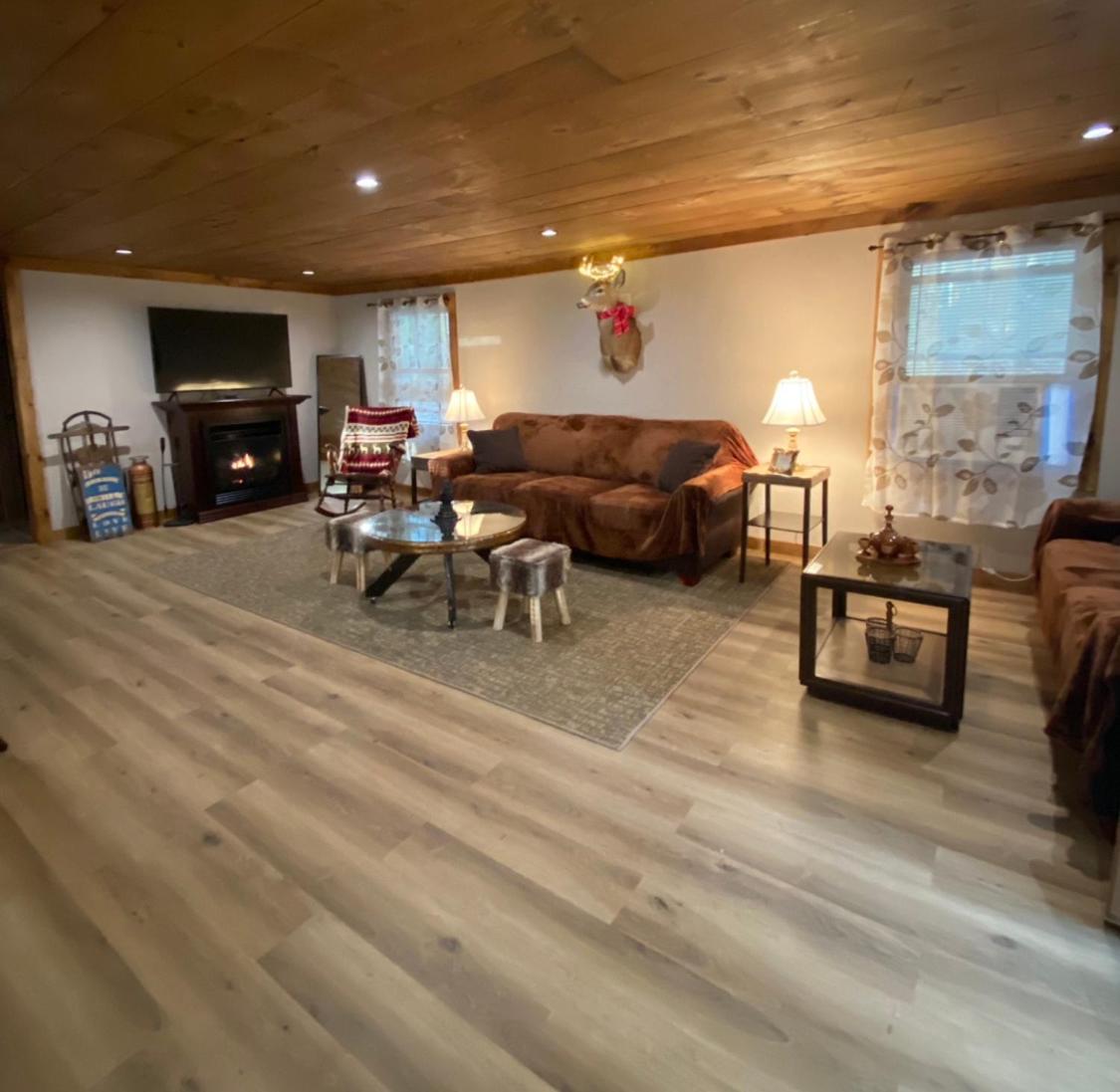 Two-Bedroom House - Photo 20