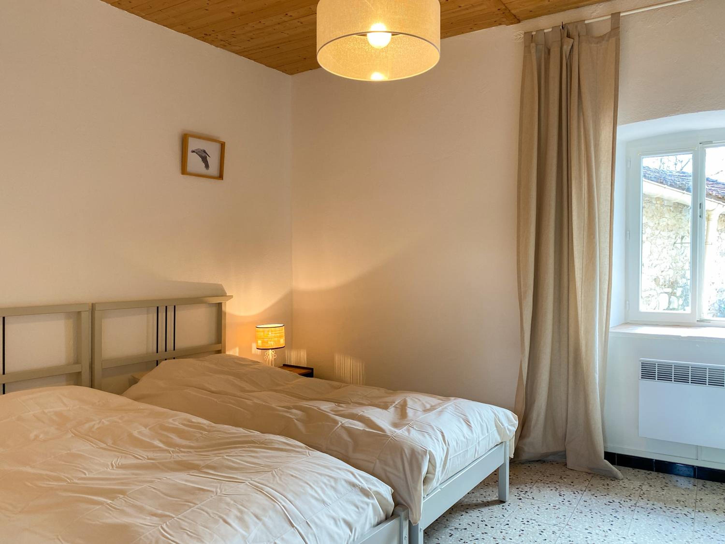 Two-Bedroom Cottage - Photo 8