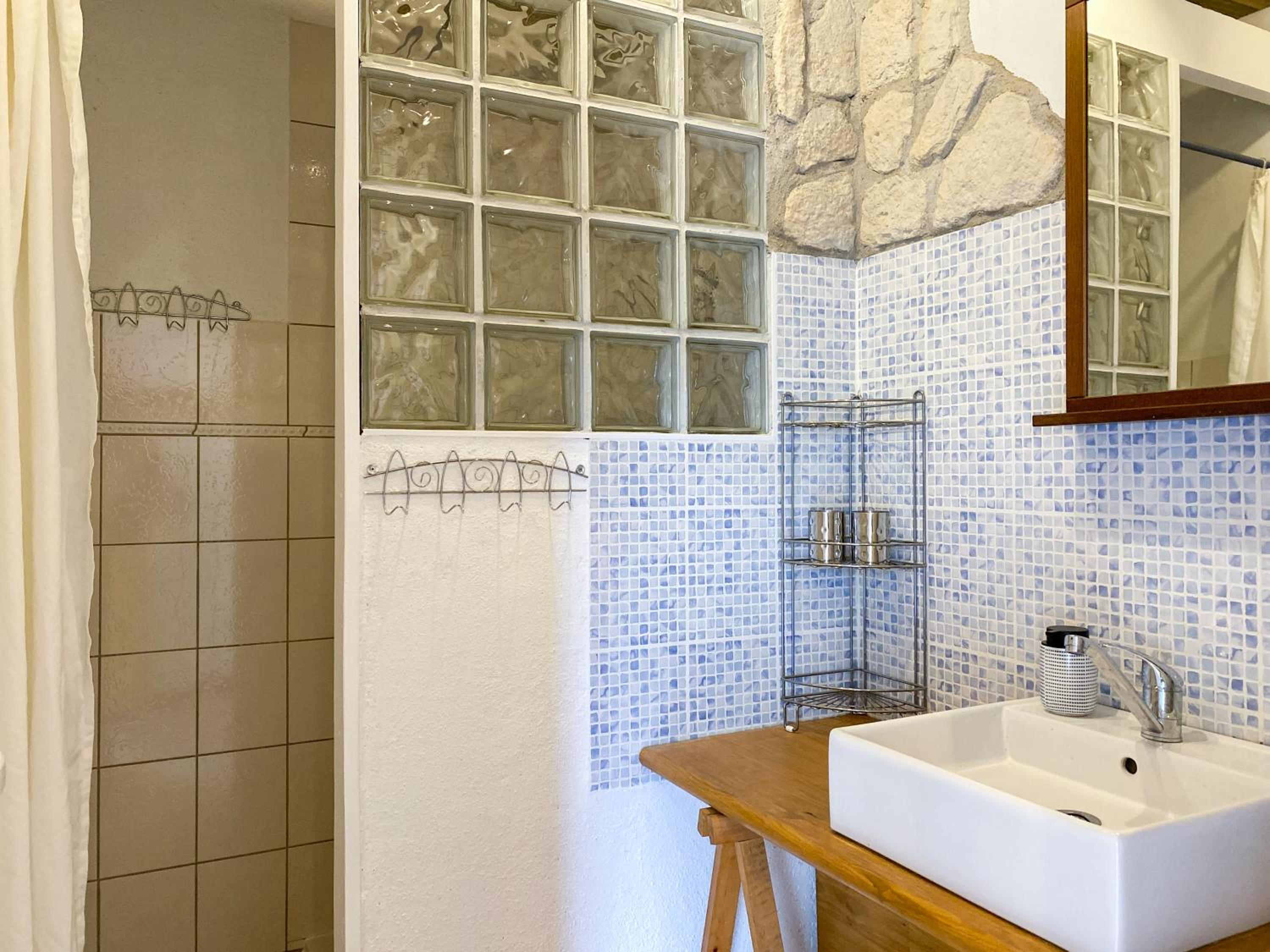 Two-Bedroom Cottage - Photo 11