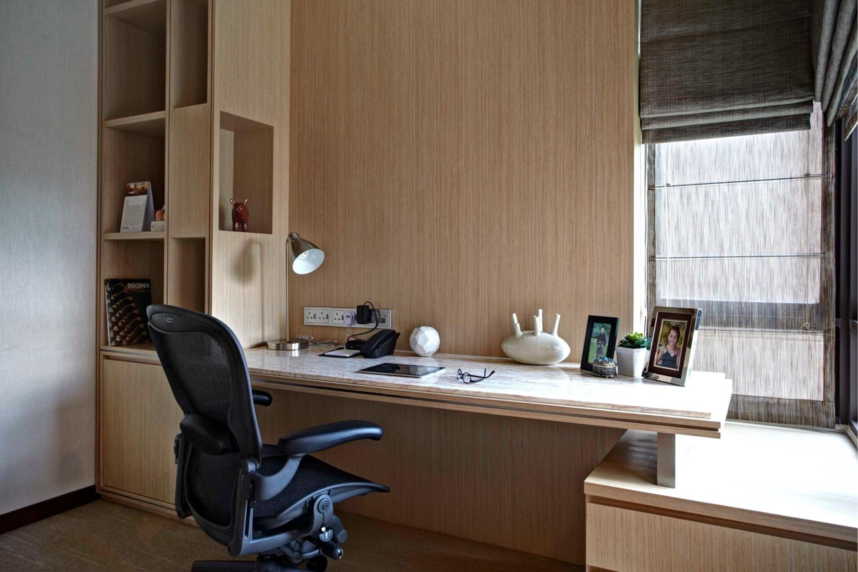 One-Bedroom Apartment with City View photo 3
