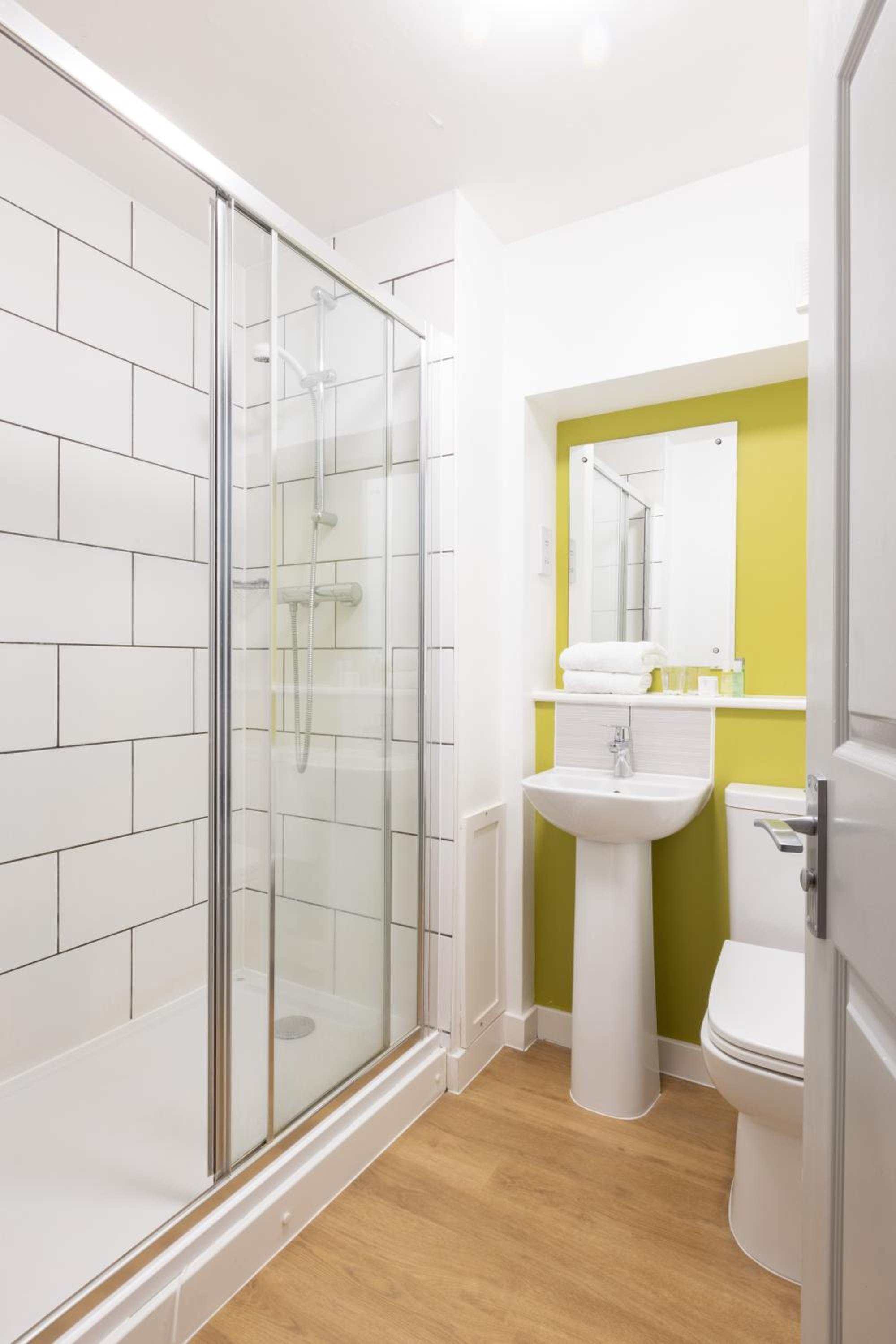 Single Room photo 2