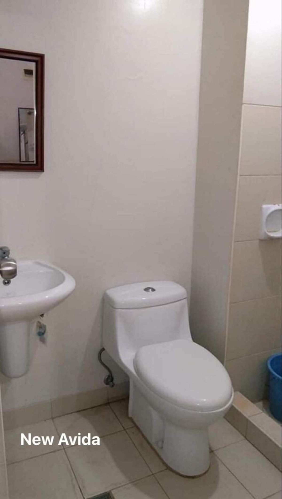 One-Bedroom Apartment - Photo 3