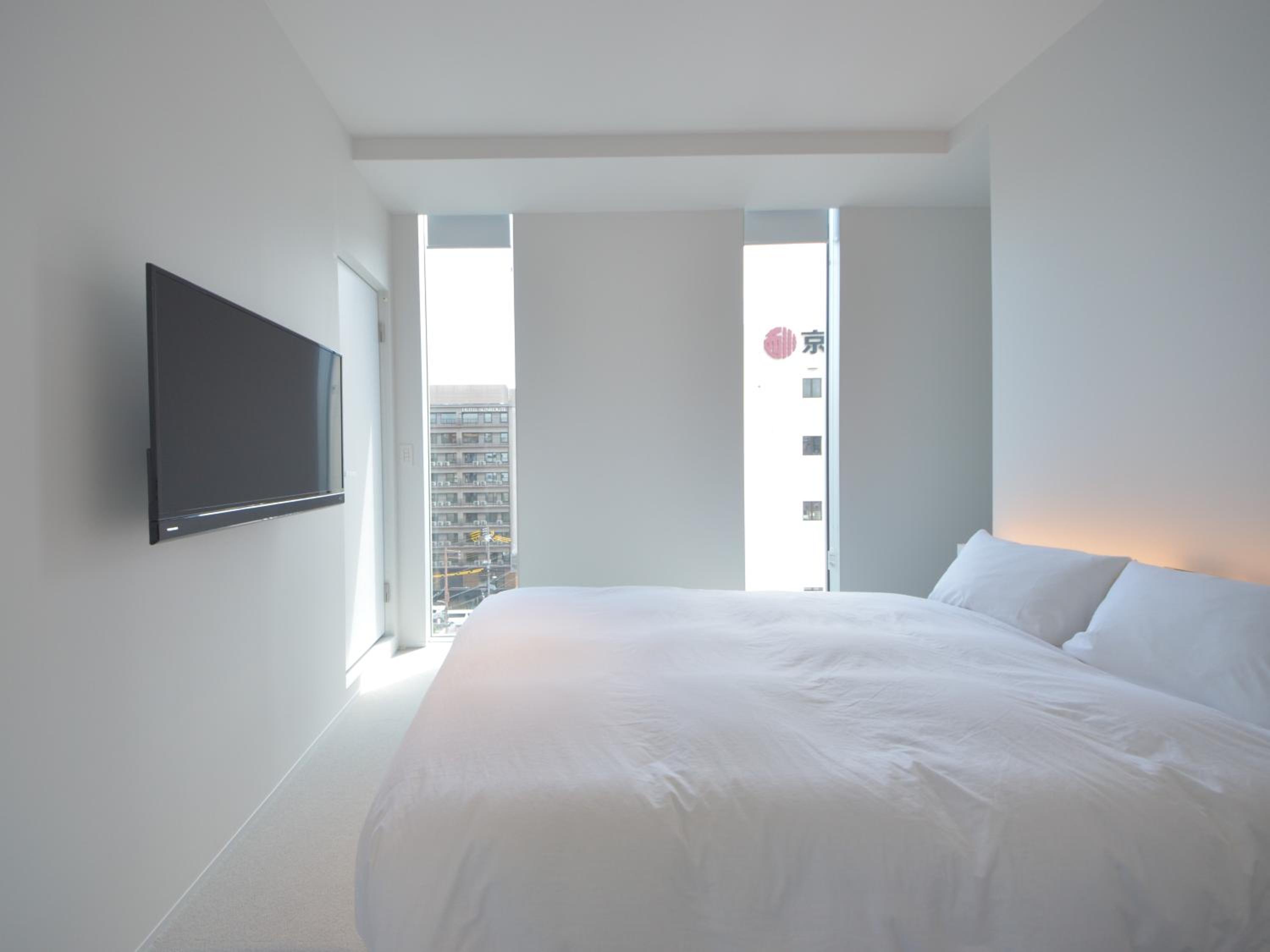 Double Room with Private Bathroom - Non-Smoking  photo 1