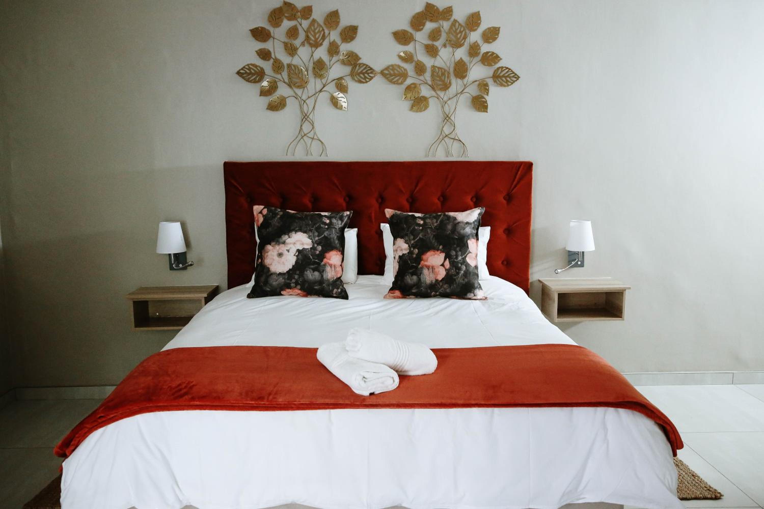 Deluxe Queen Room photo 1