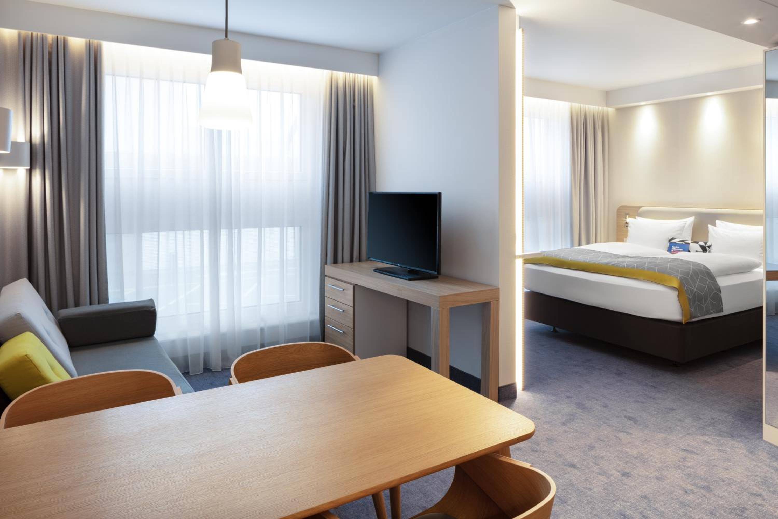 Queen Suite with Sofa Bed - Photo 11