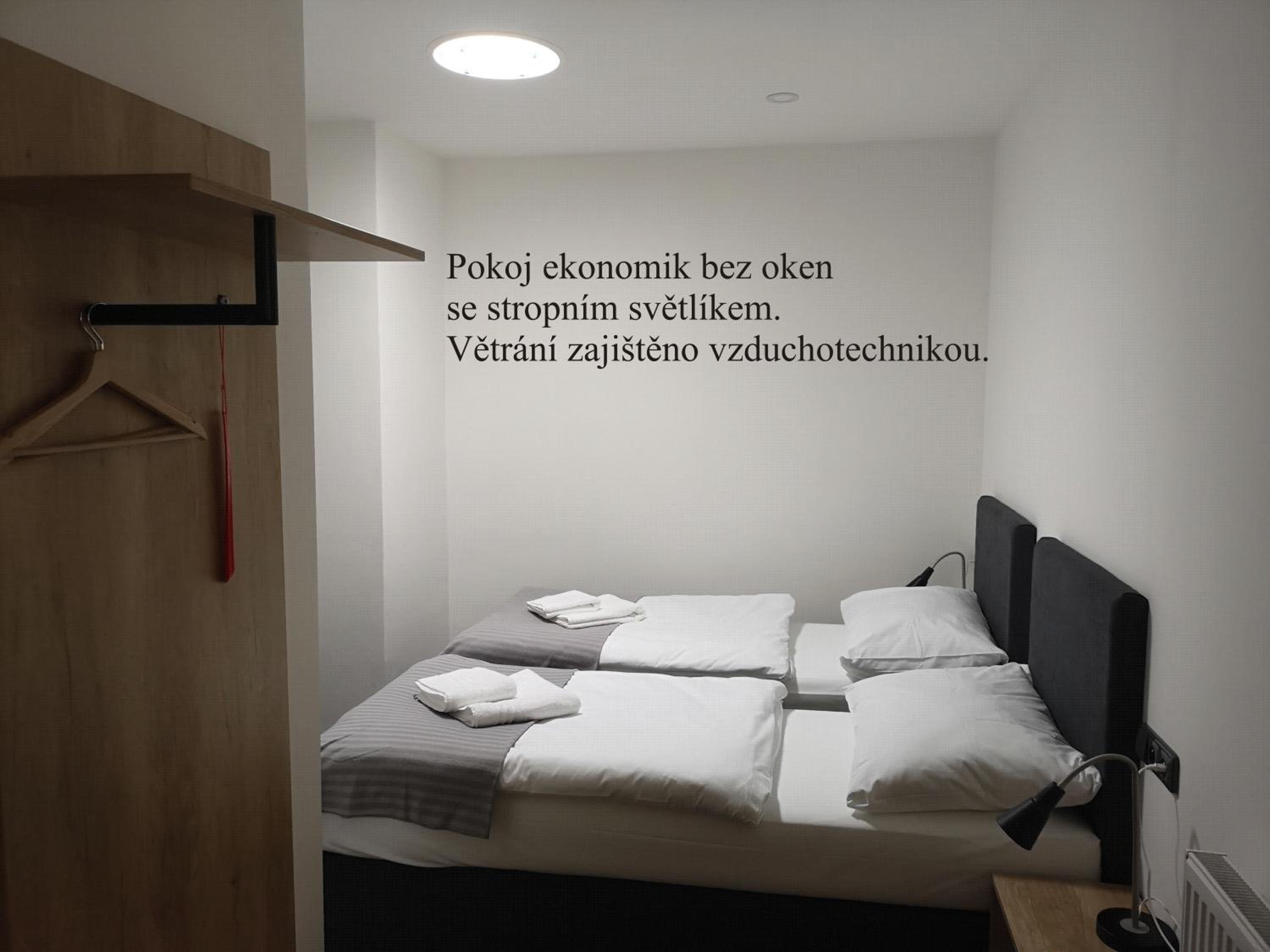 Economy Twin Room