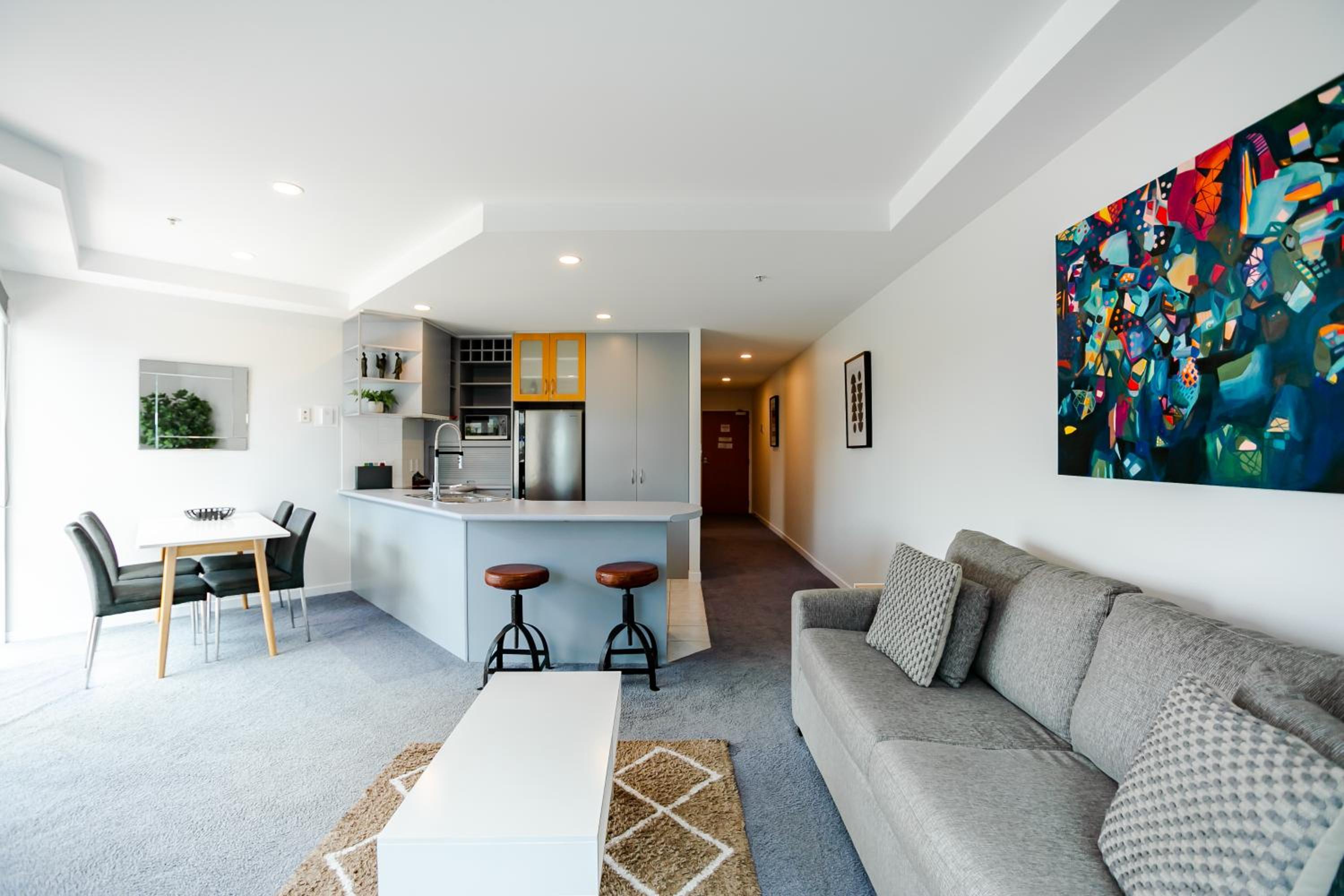 Two-Bedroom Apartment with Partial Sea View photo 3