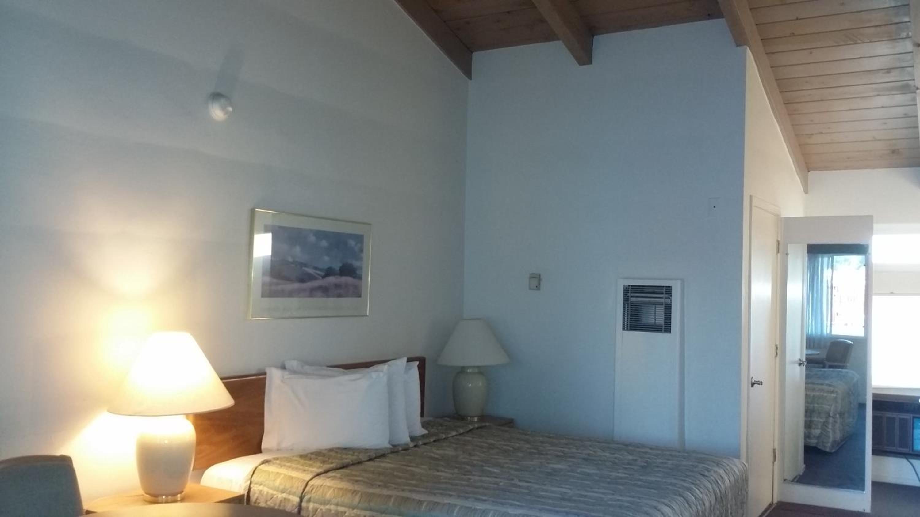 Double Room - Disability Access photo 1