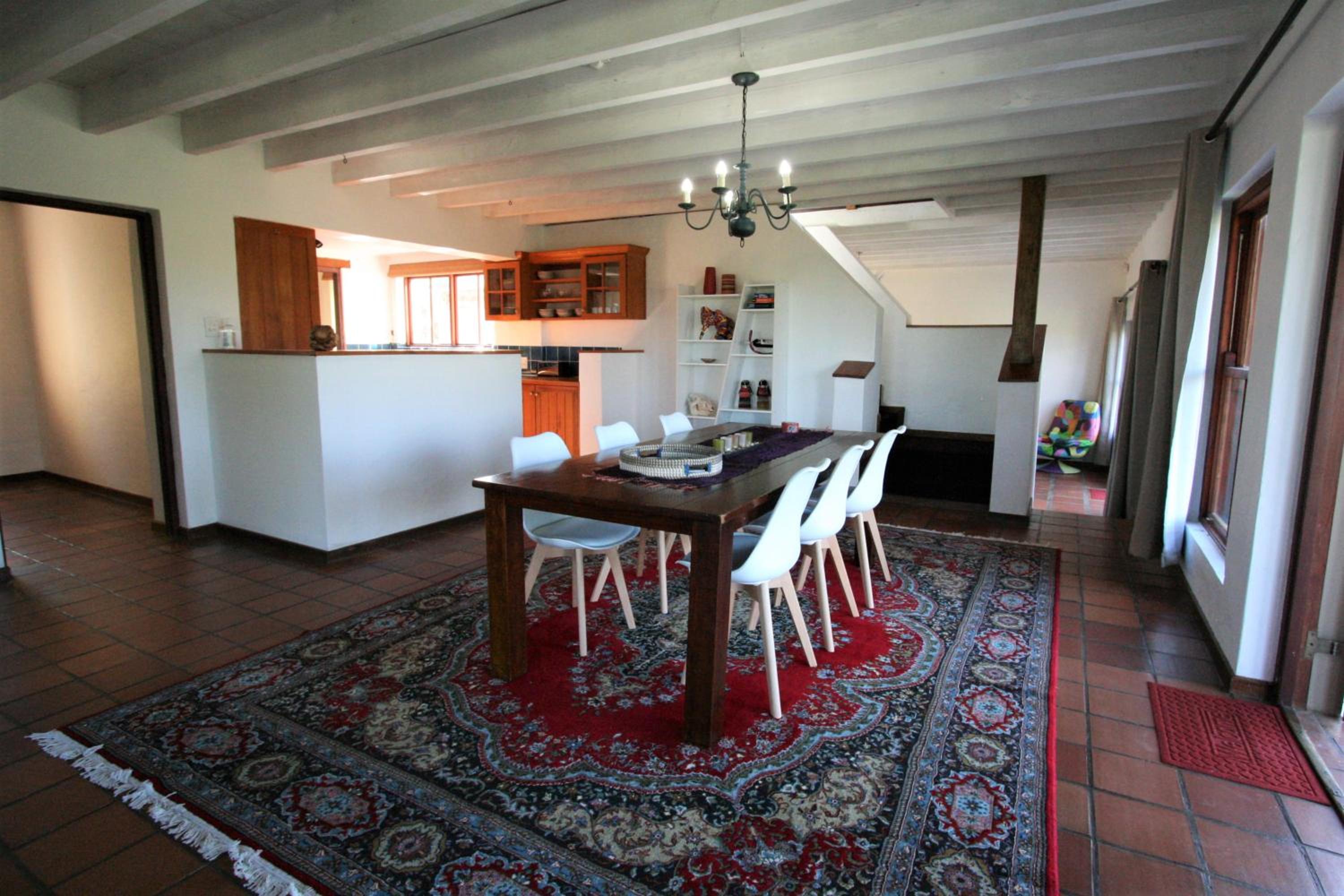 Family Room with Private Bathroom photo 2