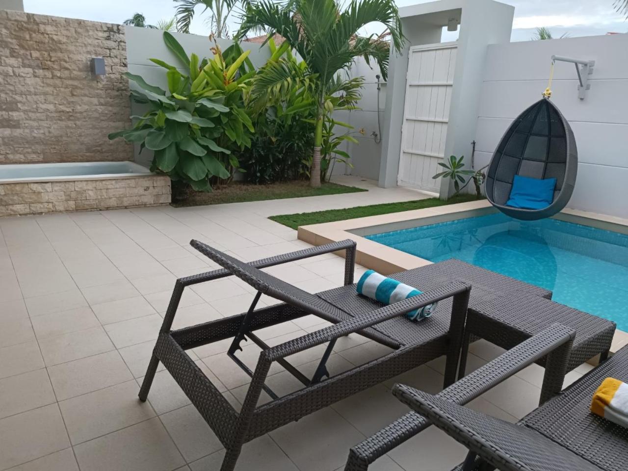 One-Bedroom Villa with Private Pool - Photo 47