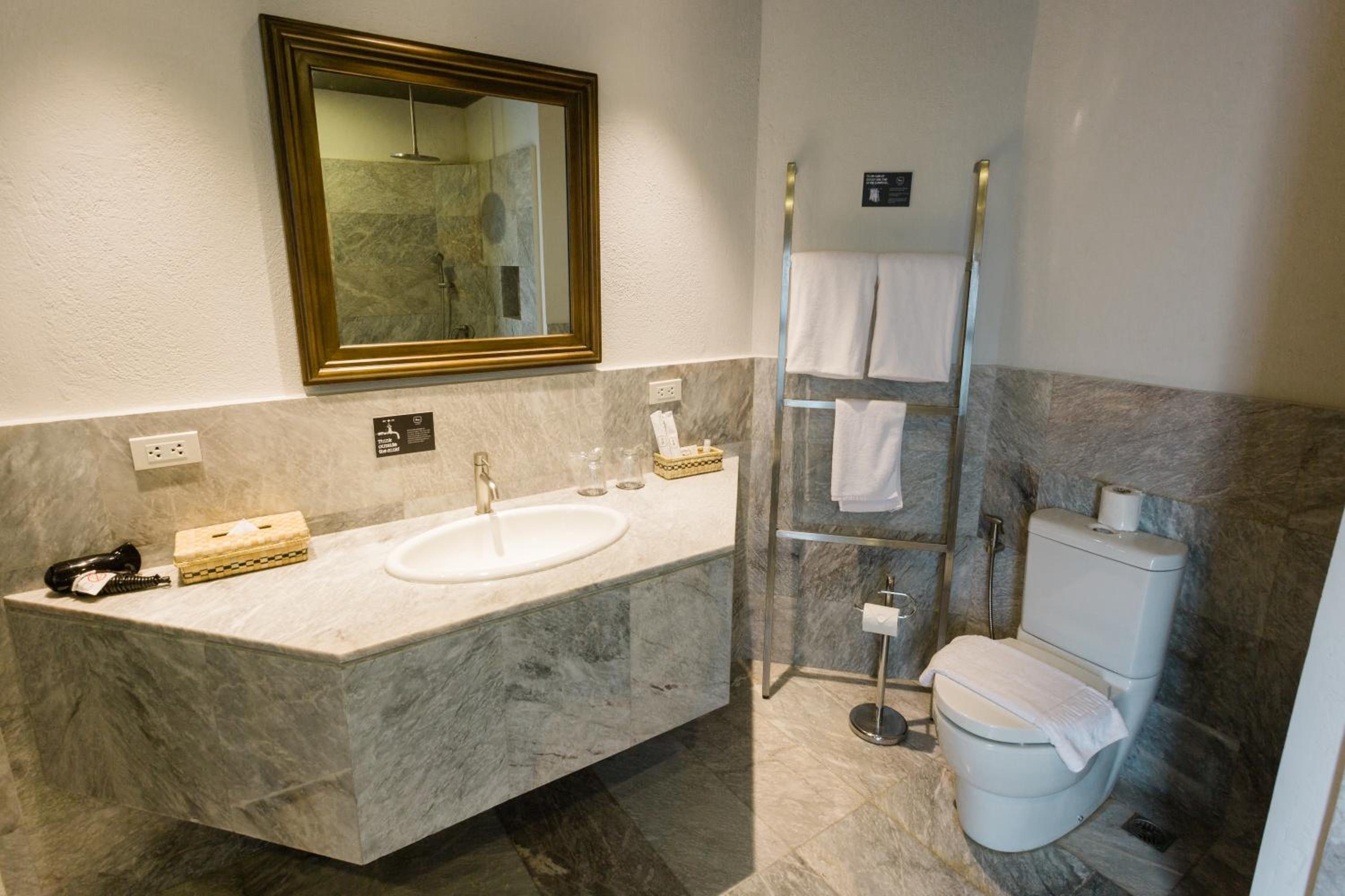 Villa Suite - Photo 2