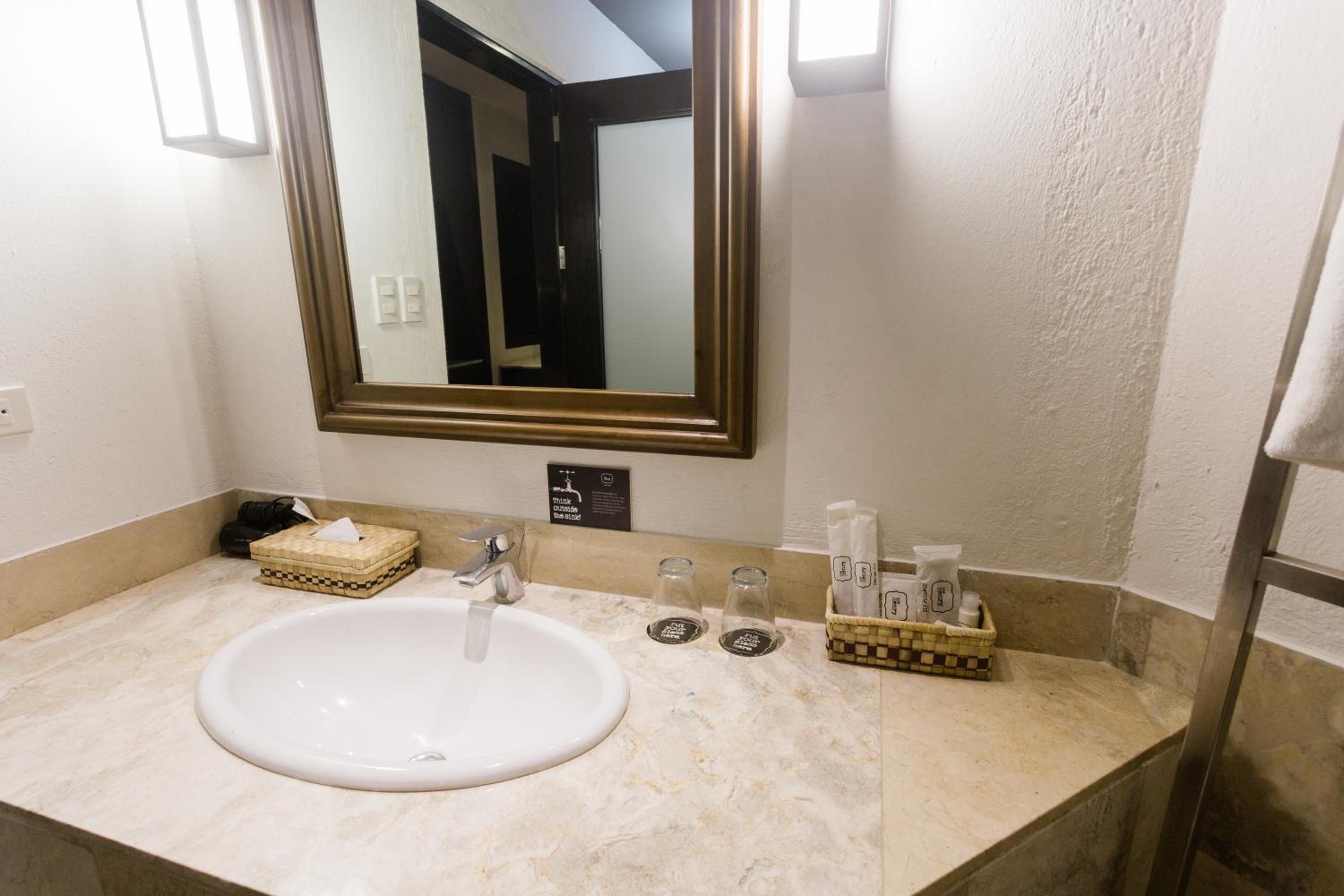 Premiere Villa Suite - Photo 6