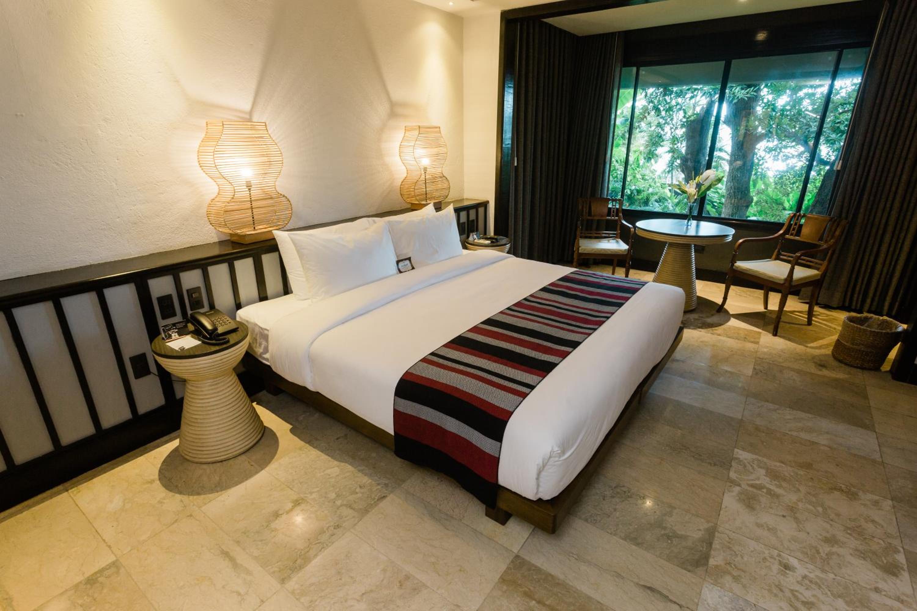 Premiere Villa Suite - Photo 1