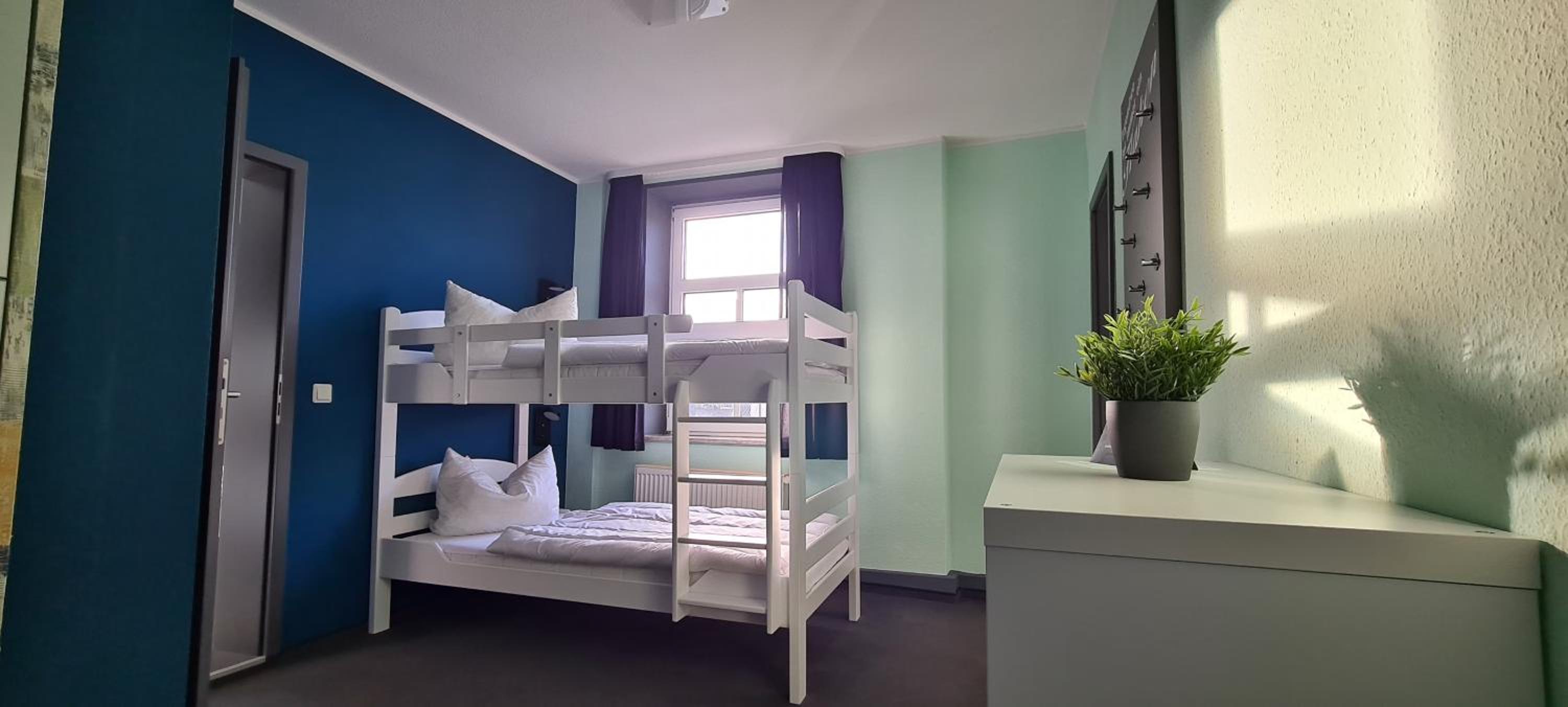 Twin Room with Private Bathroom photo 1
