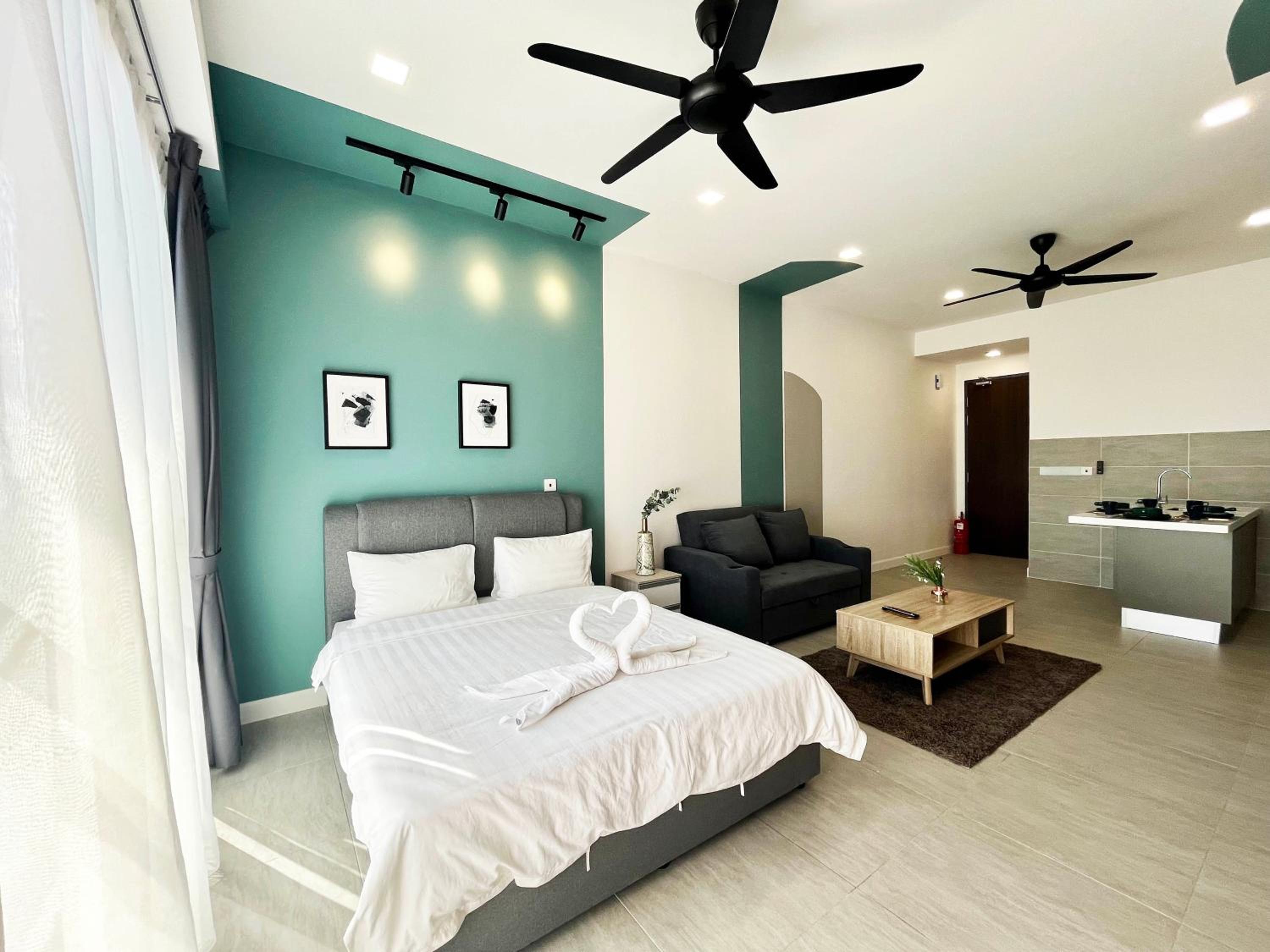 Studio Apartment - Photo 40