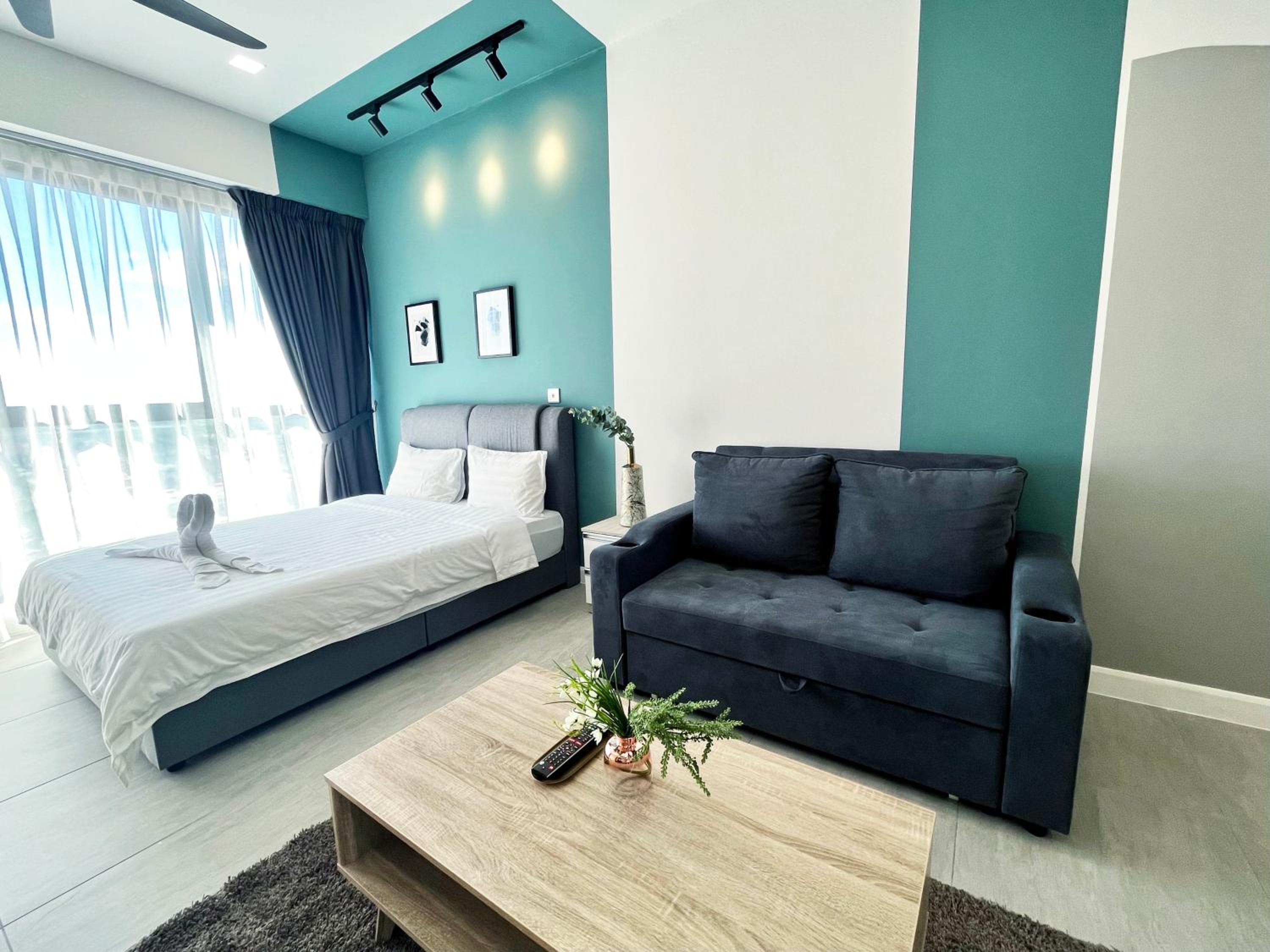 Studio Apartment - Photo 42