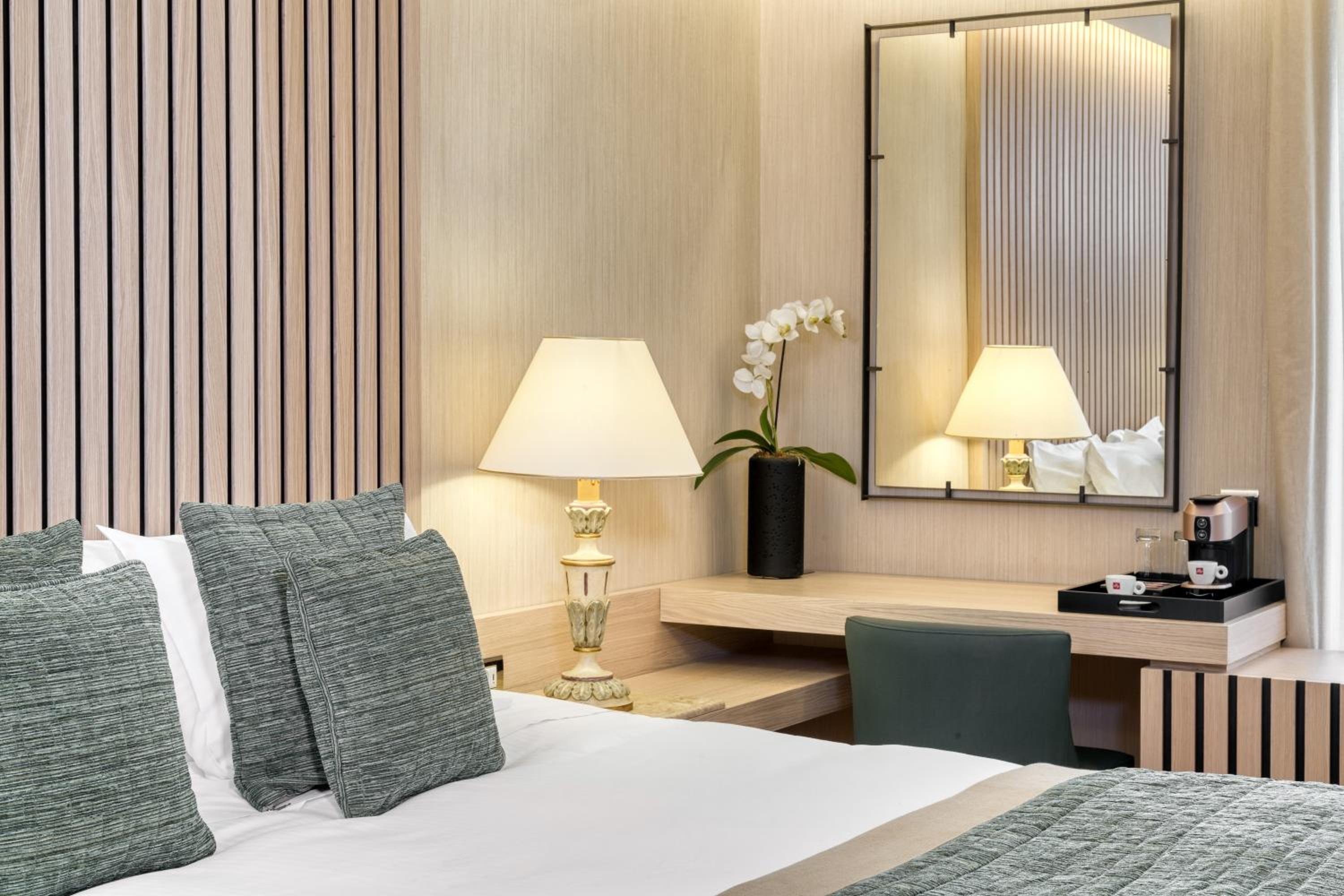 Executive Double Room - Photo 4