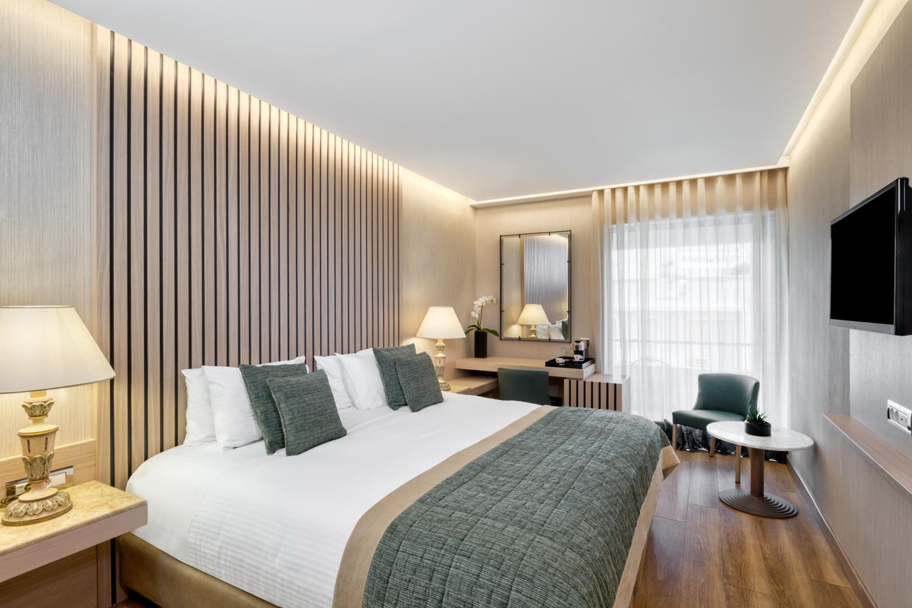 Executive Double Room - Photo 1