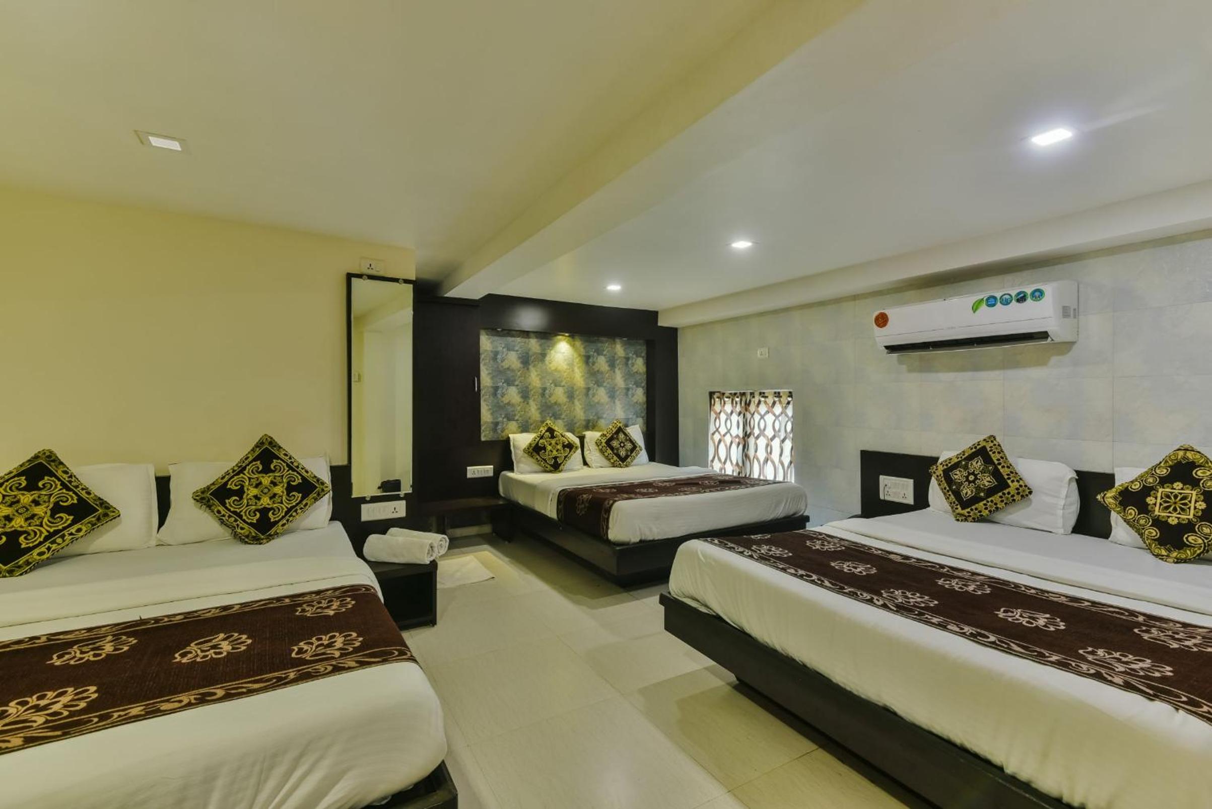 Deluxe Family Room - Photo 4
