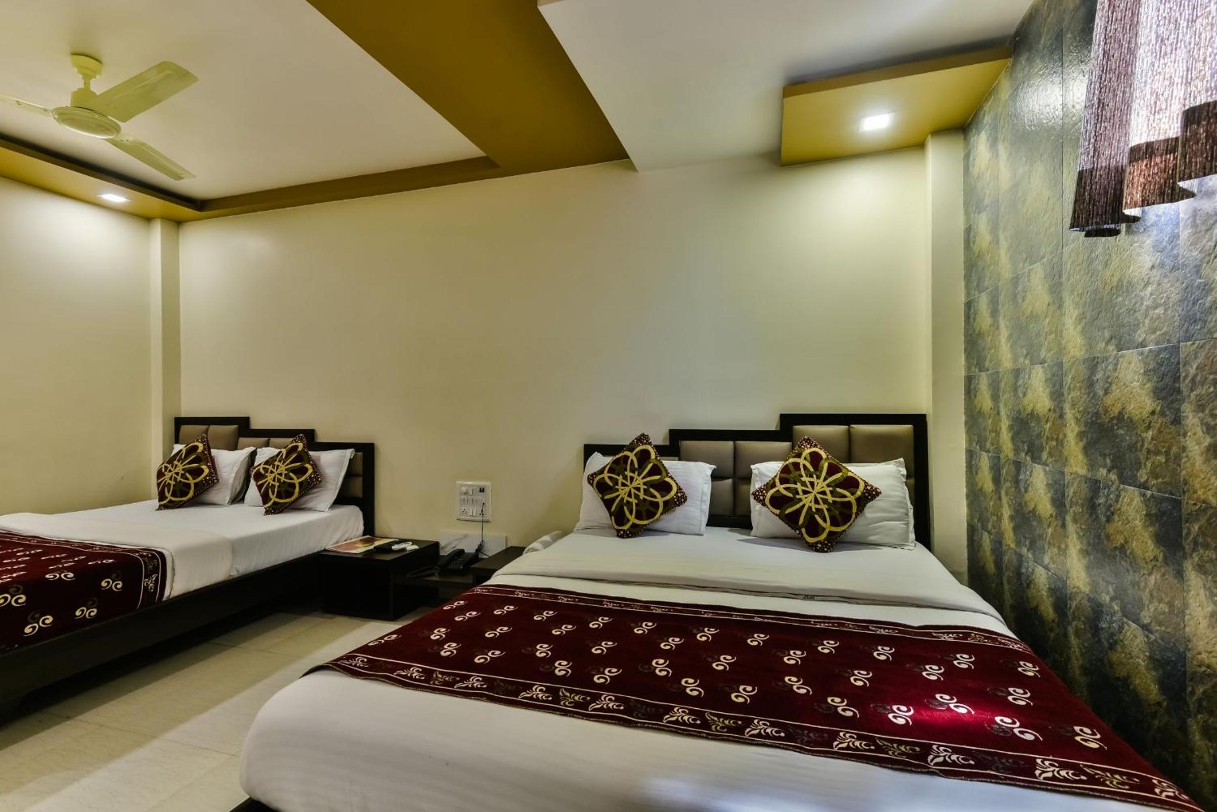 Deluxe Quadruple Room