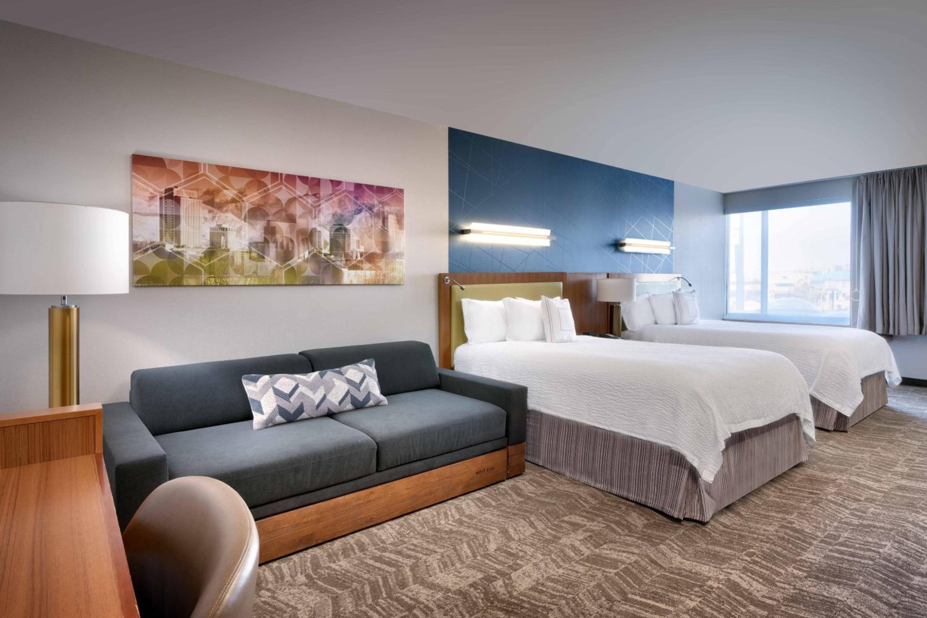 Queen Suite with Two Queen Beds and Trundle Sofa - Hearing Accessible