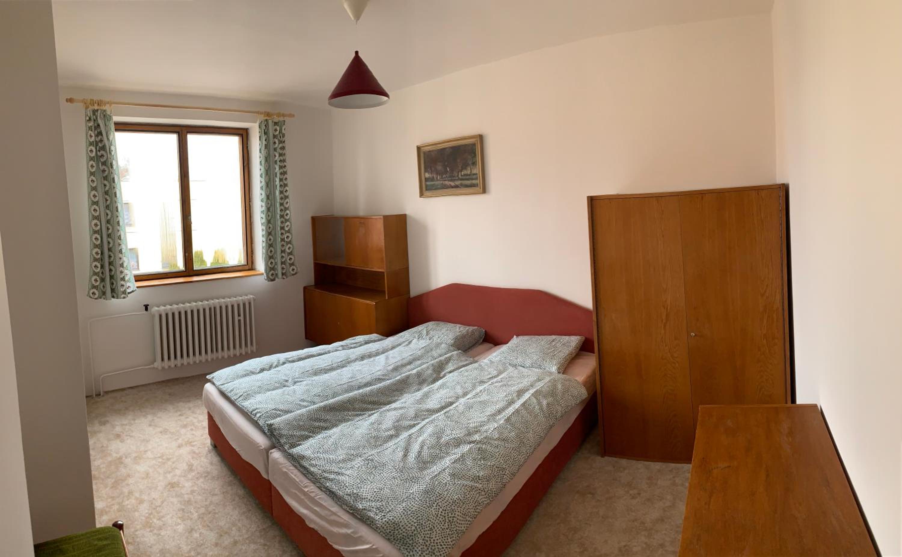 Three-Bedroom House photo 3