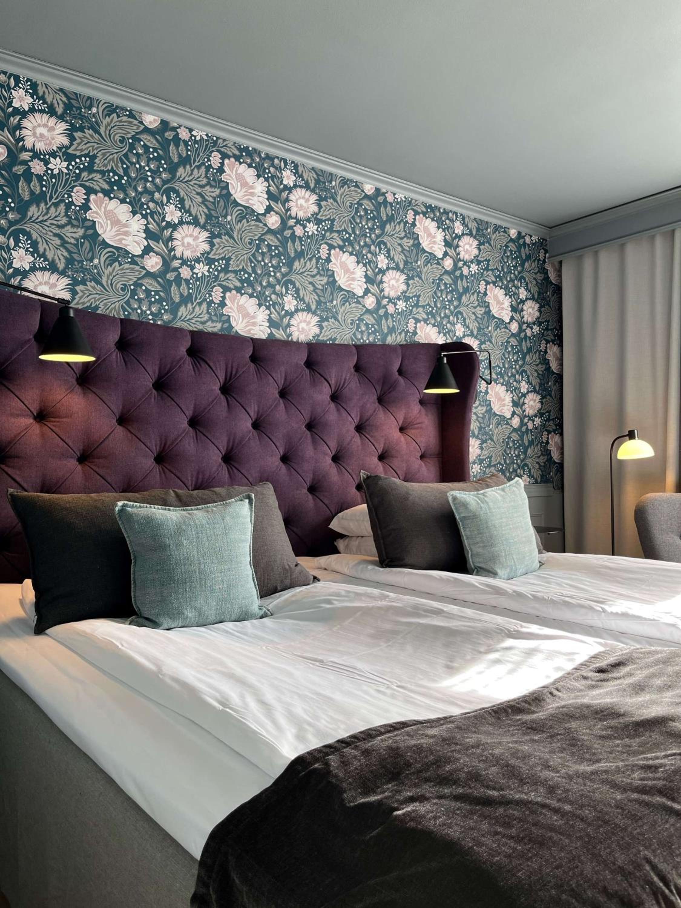 Standard Twin Room - Photo 2
